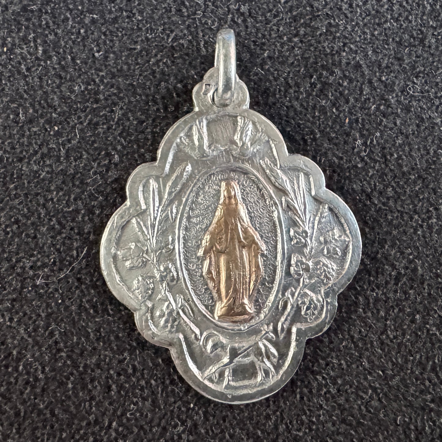 Médaille religieuse ancienne en argent et vermeil « Sainte Vierge »