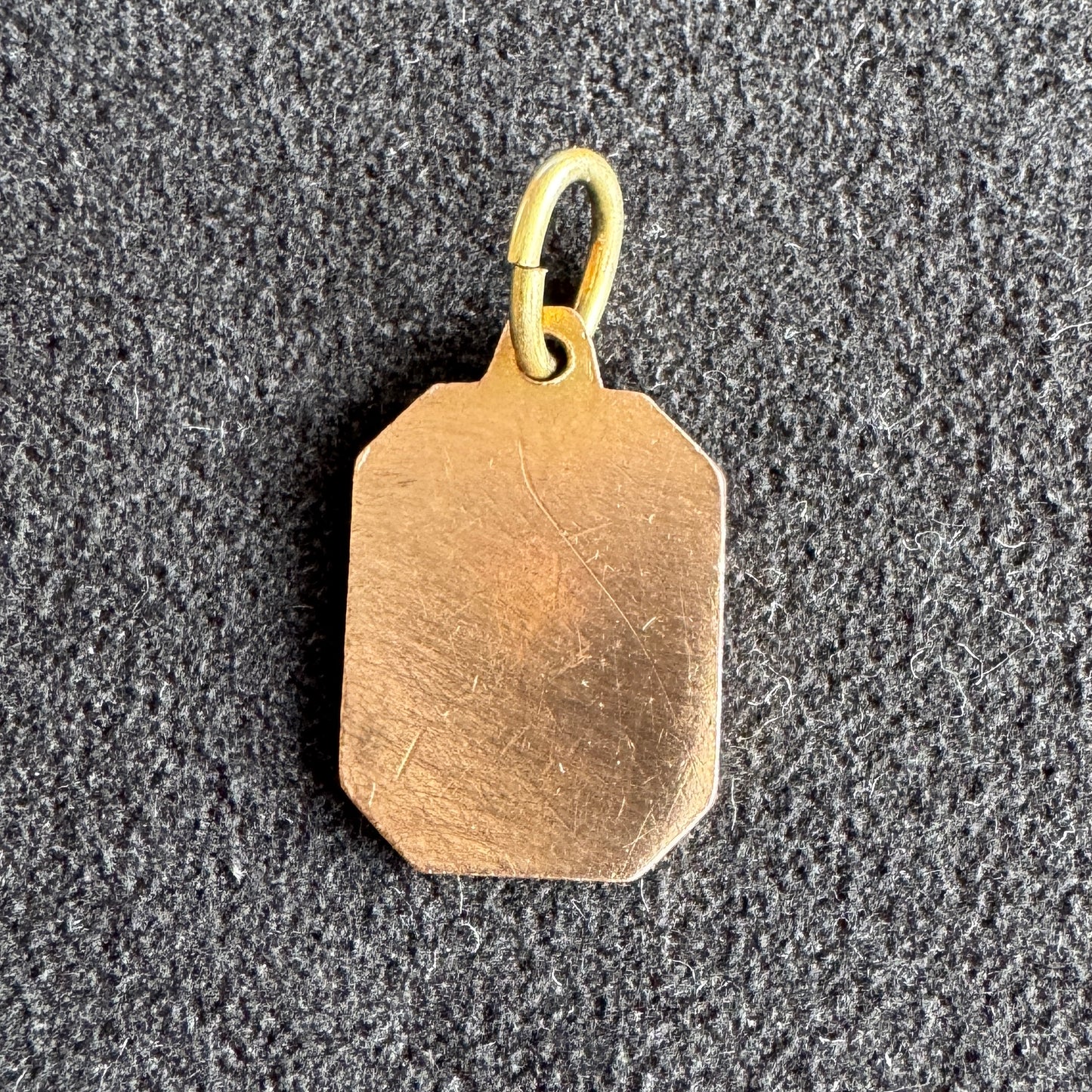 Pendentif vintage astrologique LION