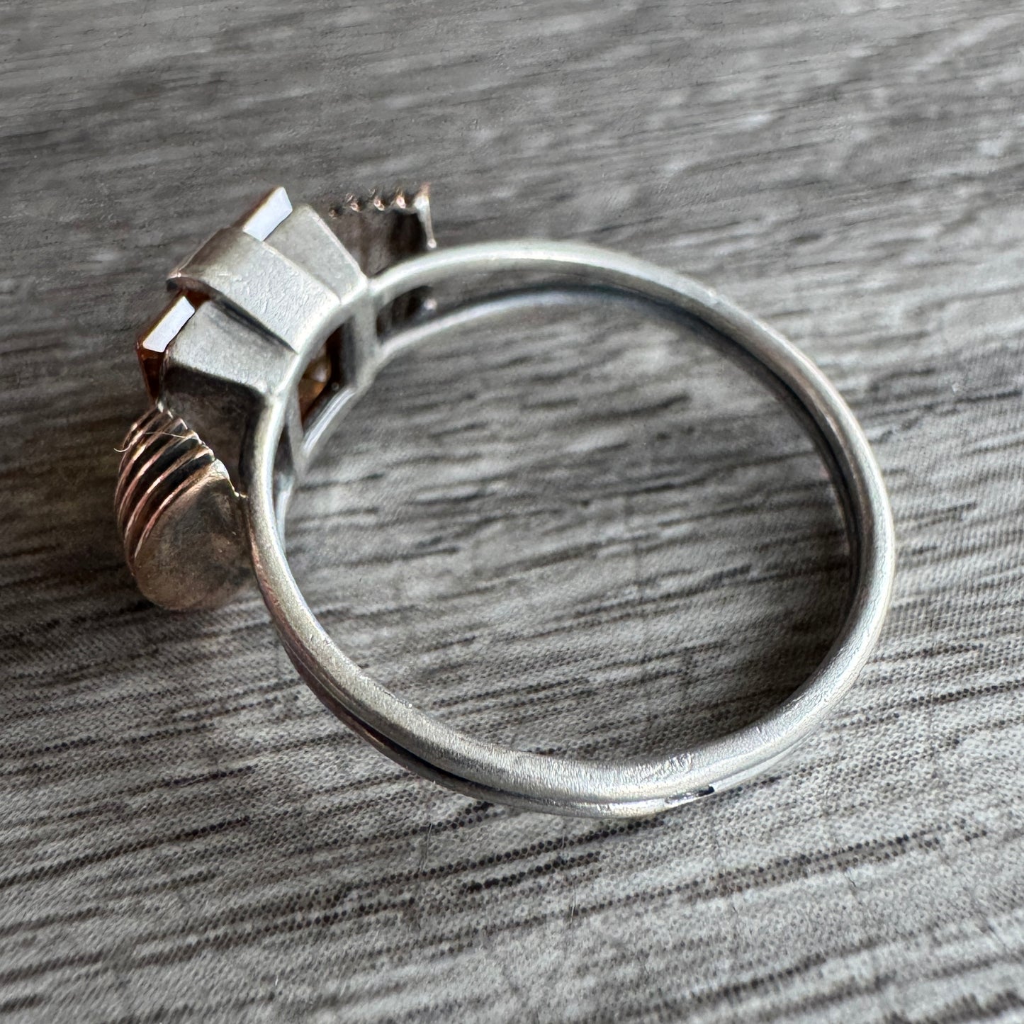 Bague Art Déco en argent et vermeil