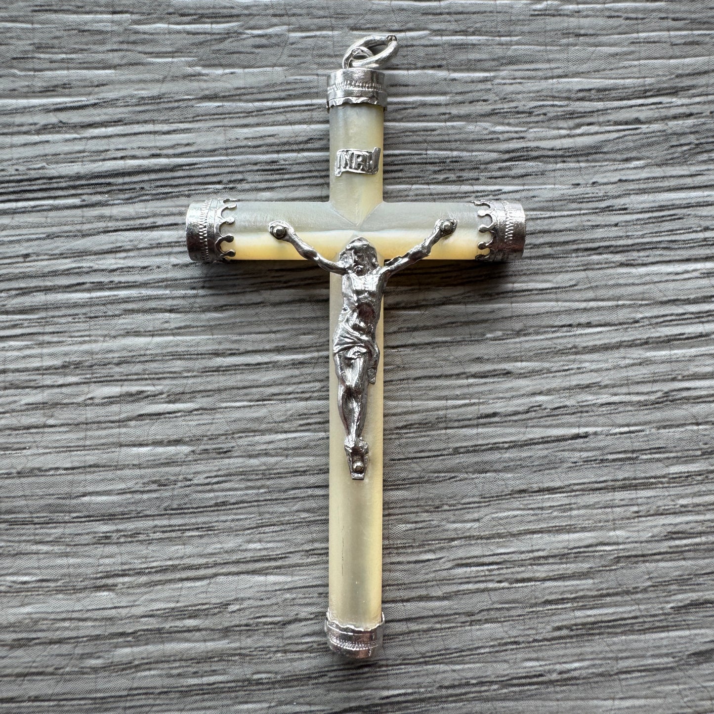Croix crucifix ancien - argent et nacre