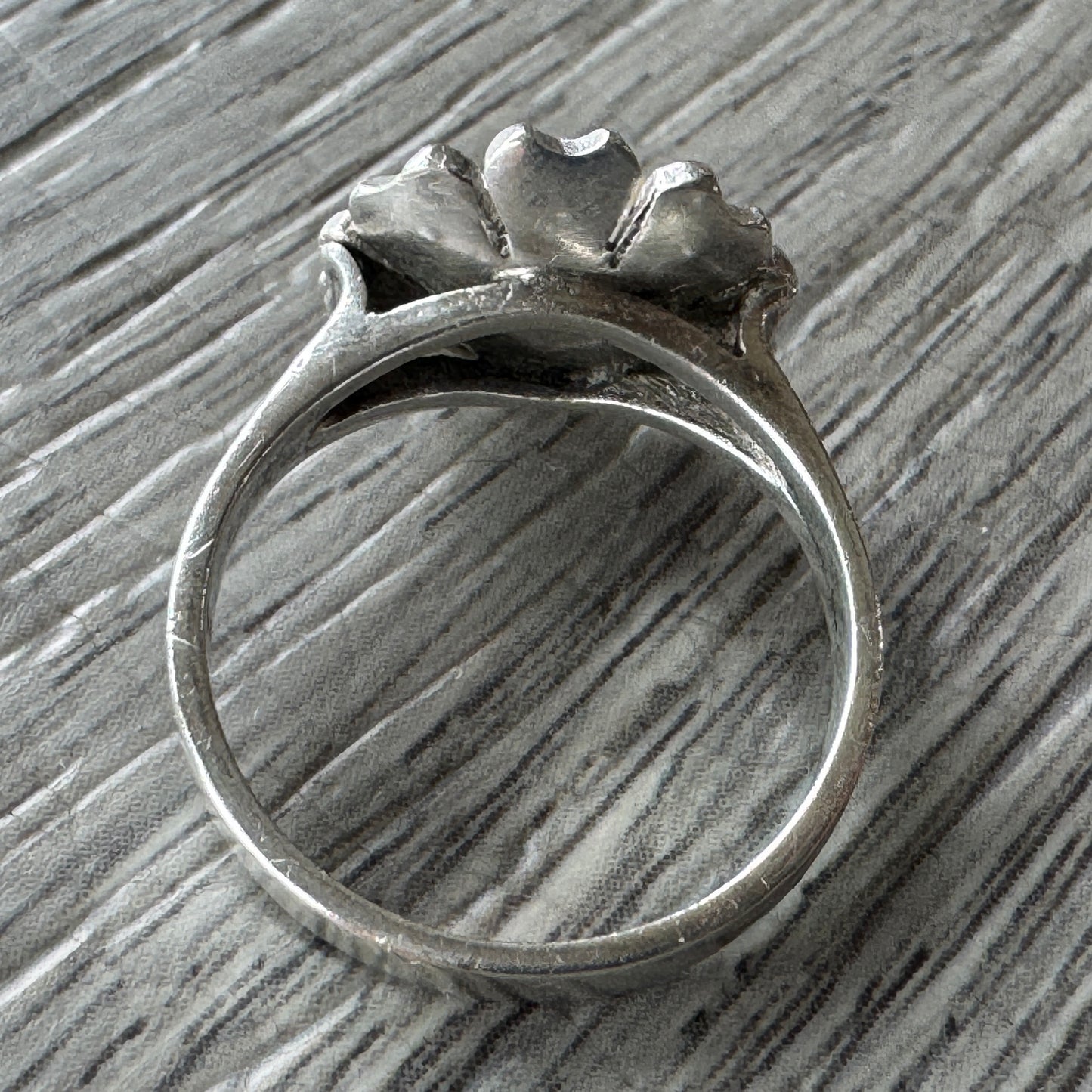 Bague ancienne en argent et perle