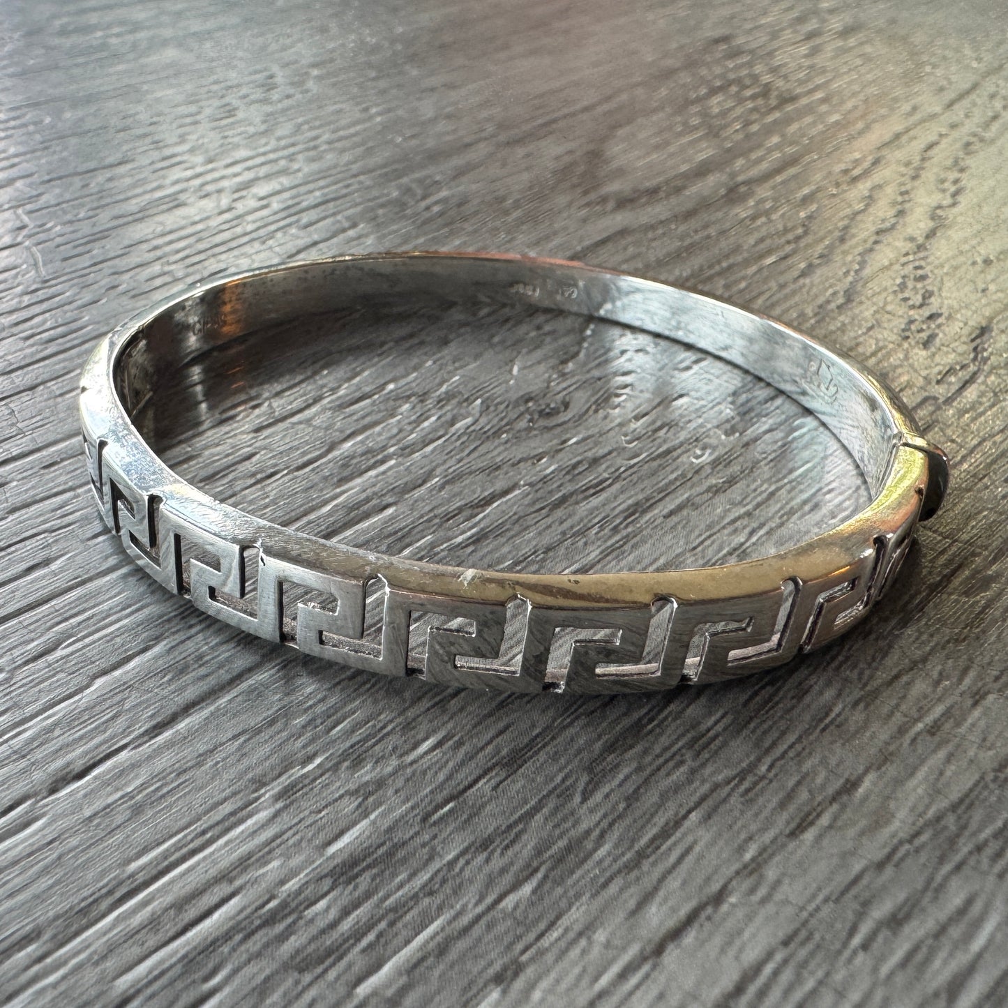 Bracelet en argent motif Grec ancien