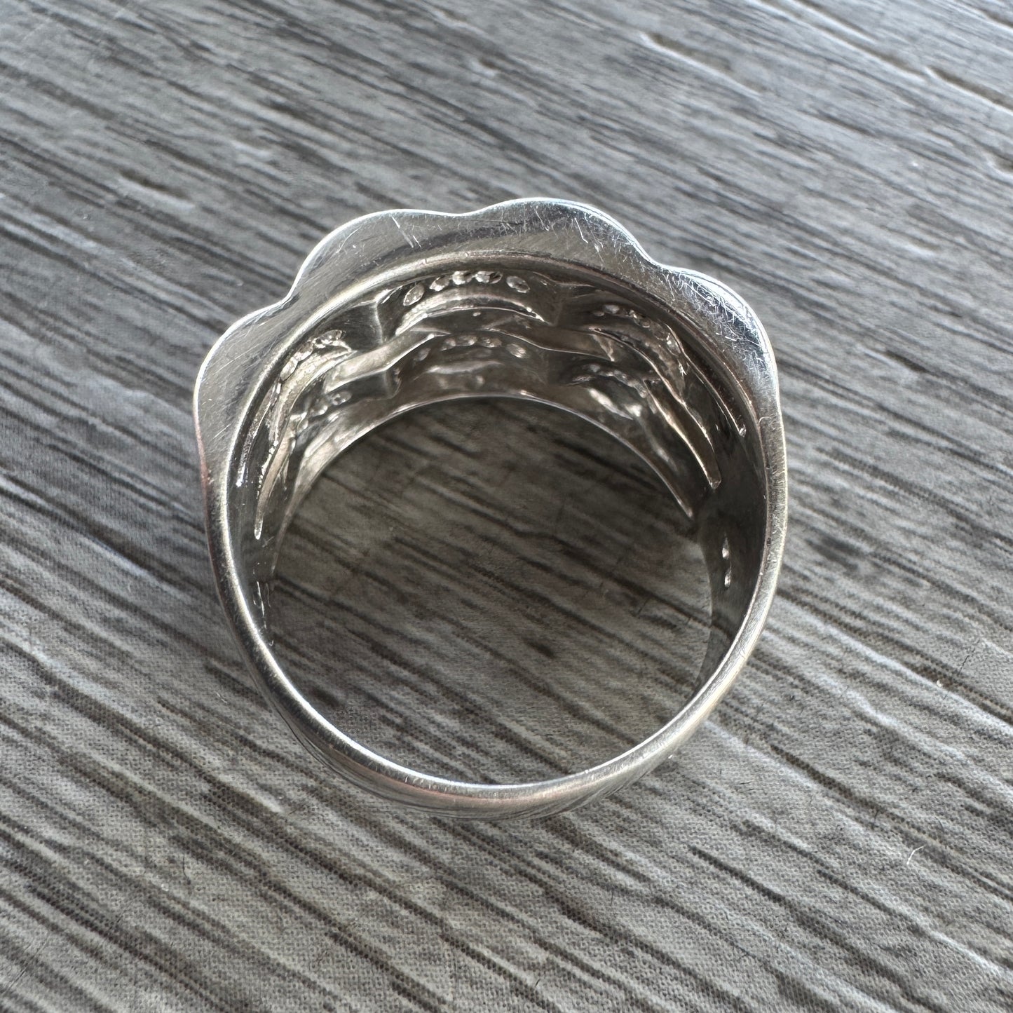 Grosse Bague en argent et brillants