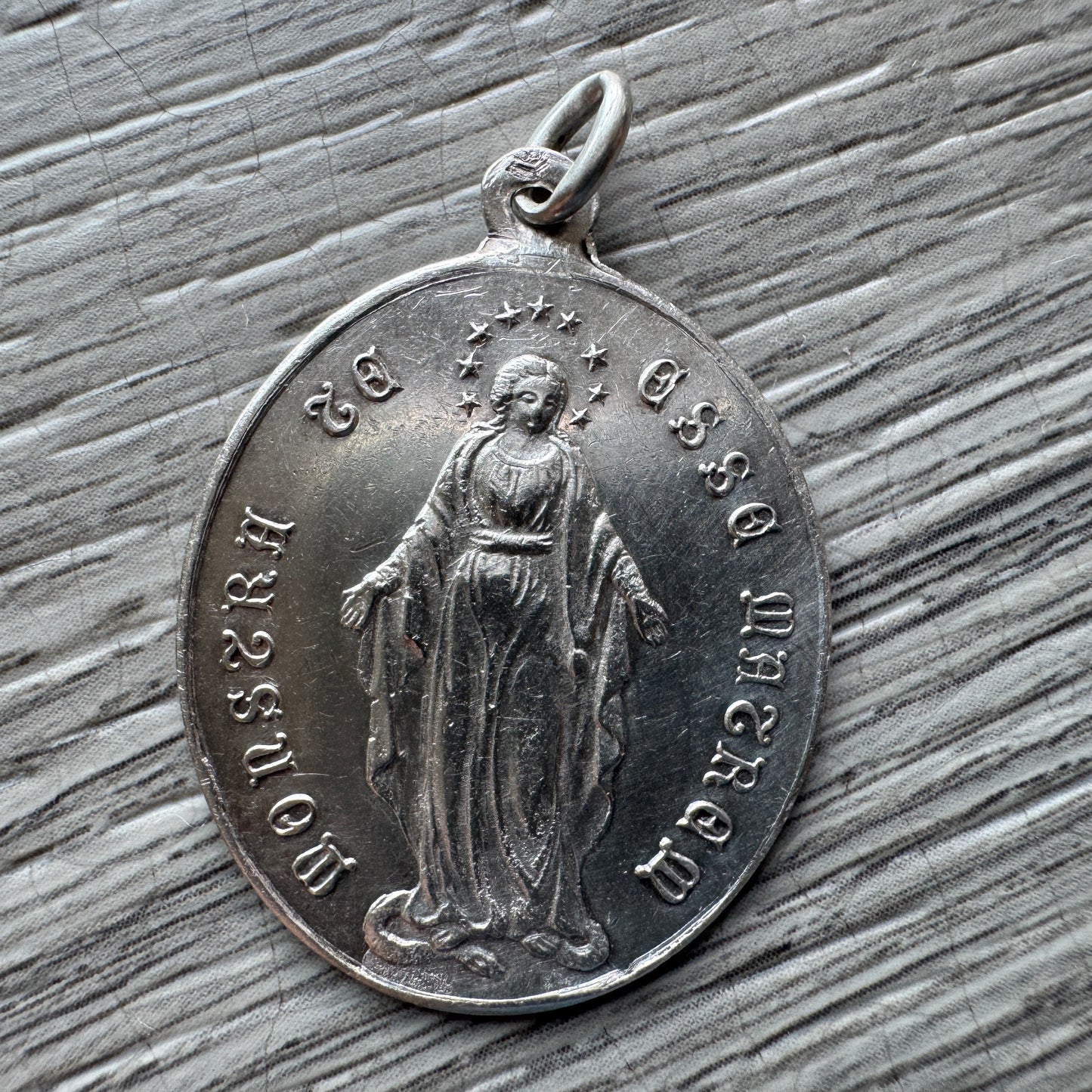 Médaille religieuse ancienne en argent - congrégation des enfants de Marie