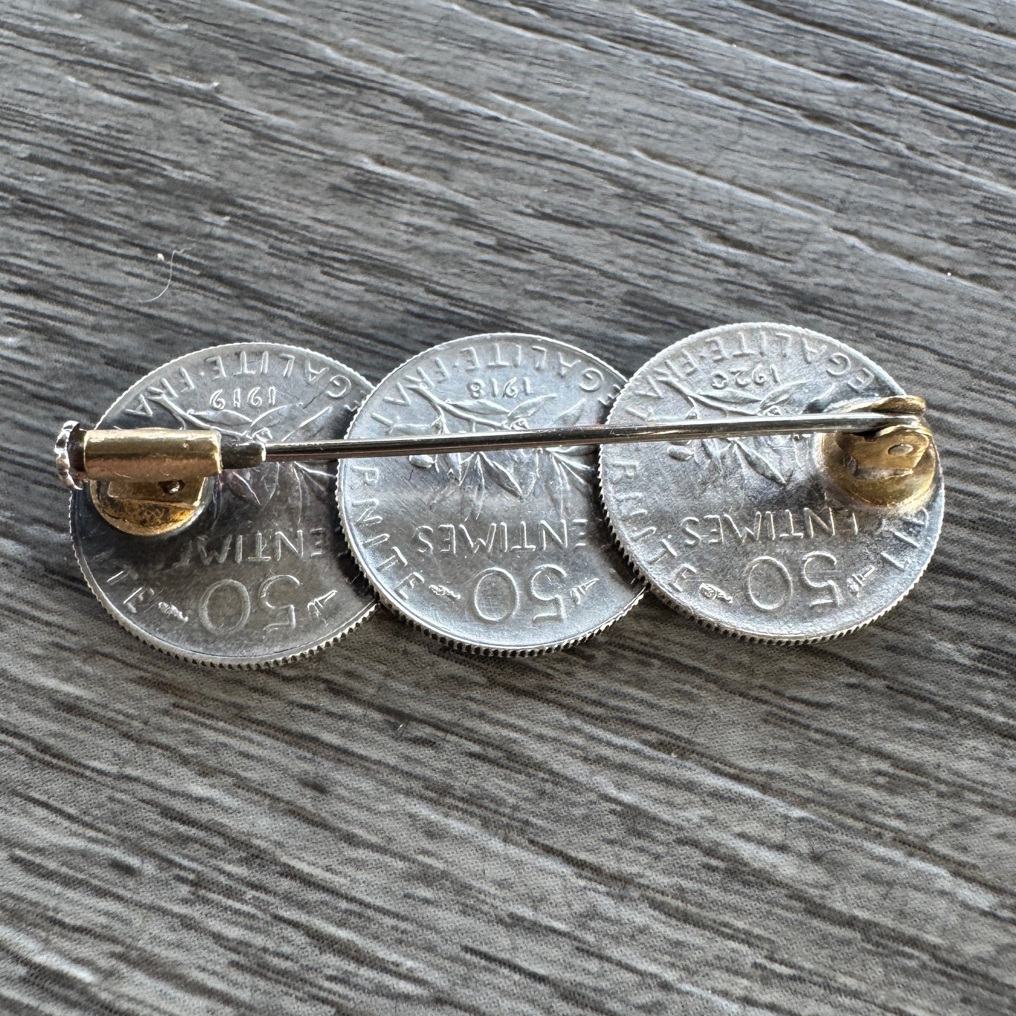 Broche ancienne argent massif « pièces de monnaies »