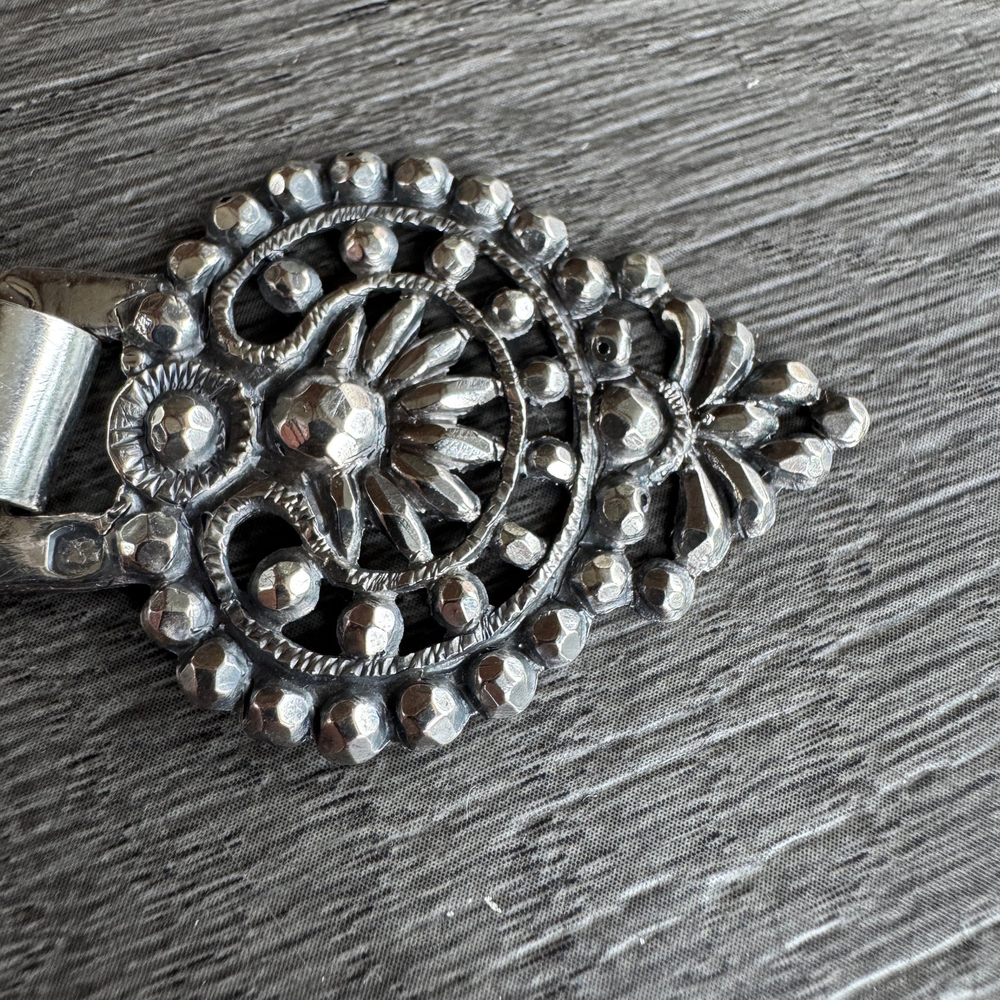 Boucle de ceinture ou vêtement XIXe - Argent massif