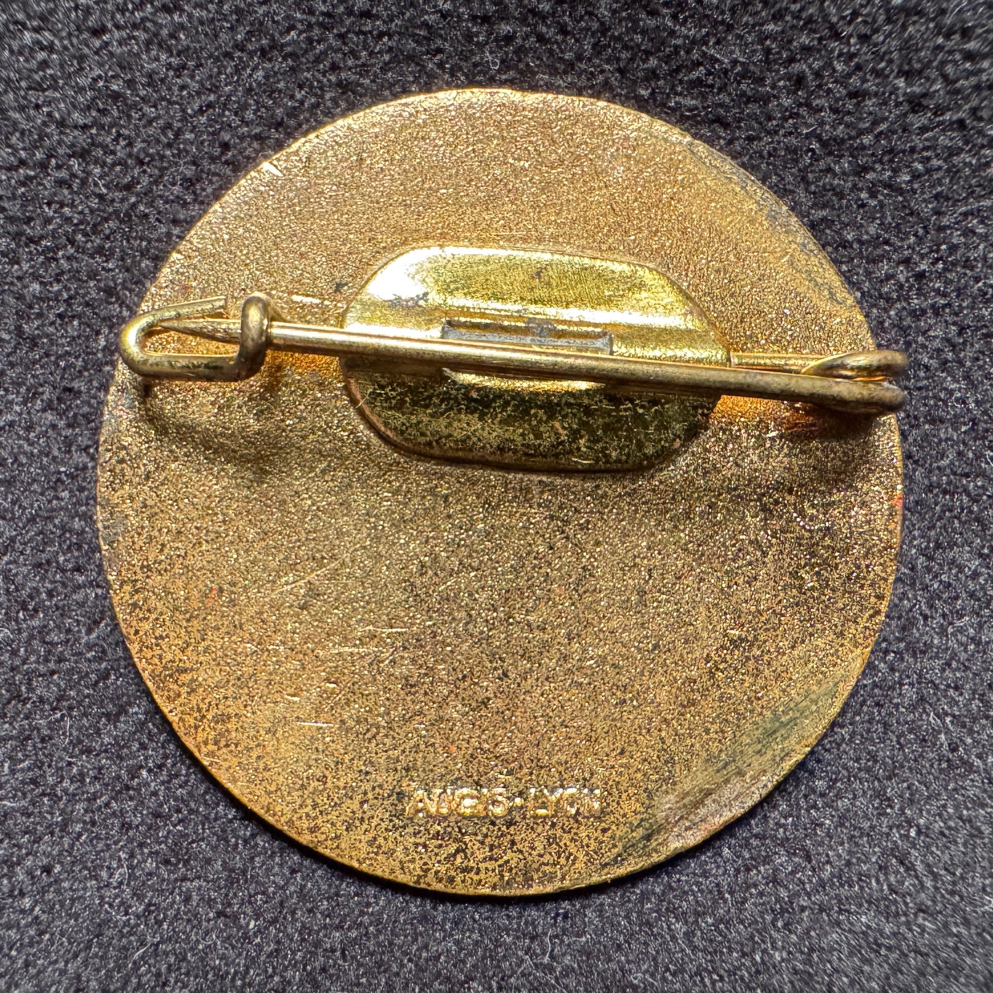 Insigne ancien en bronze émaillé - "UNION NAUTIQUE FRANÇAISE"