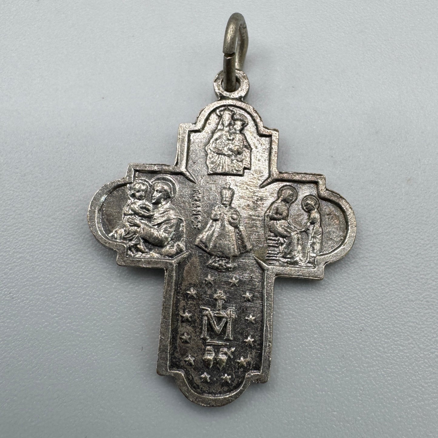 Médaille religieuse ancienne « croix des Saints »