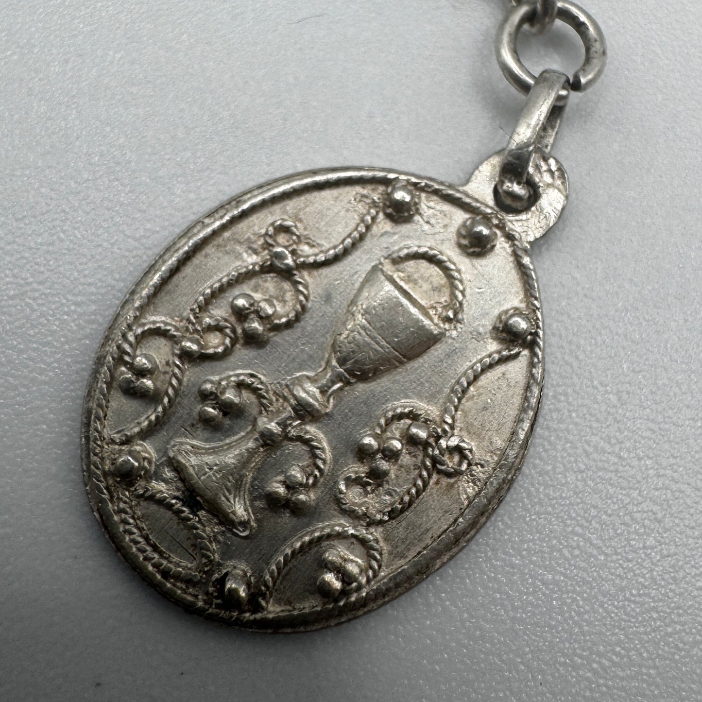 Dizainier ancien en argent et verre biseauté