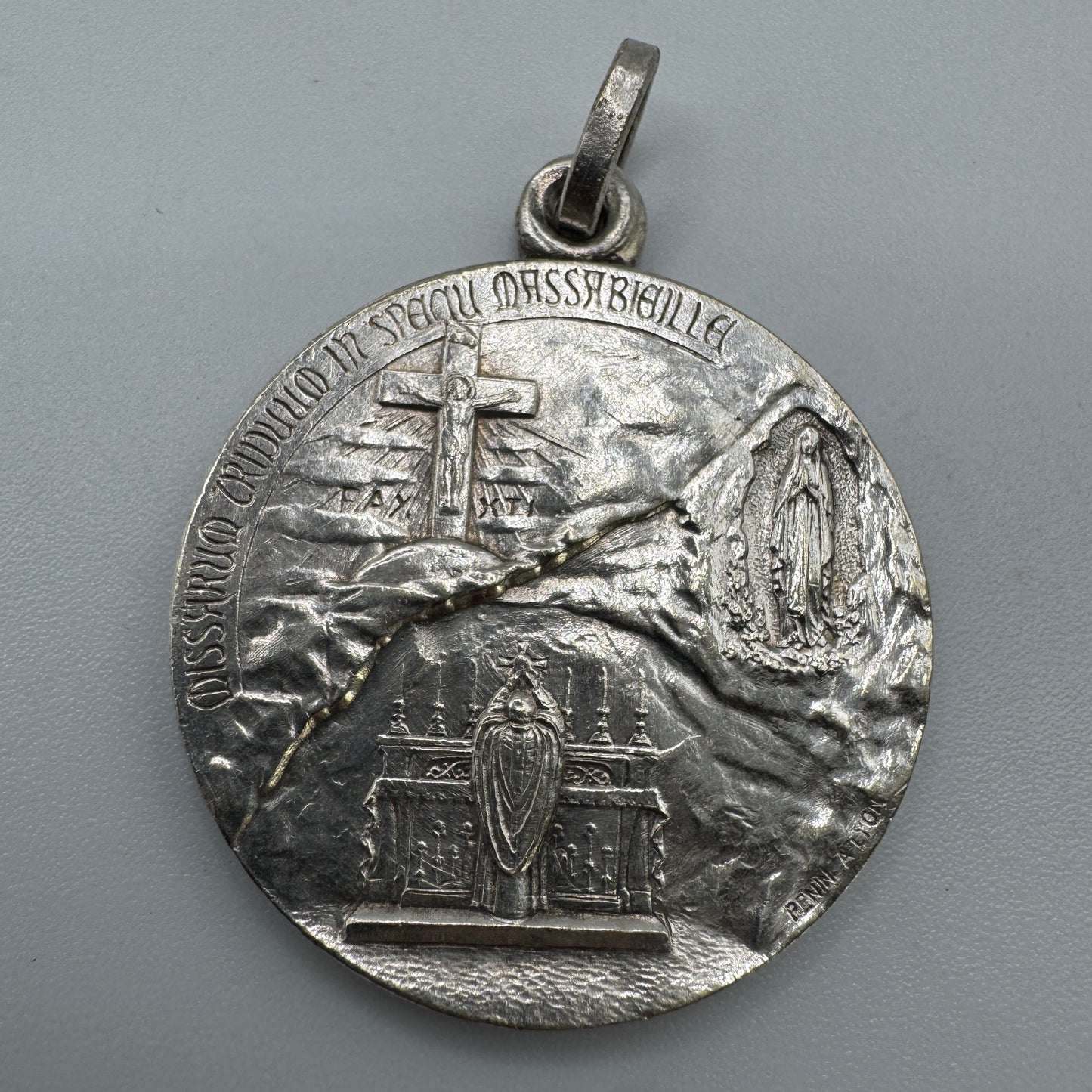 Médaille religieuse ancienne « Pape Pie XI - jubilé de 1935 »
