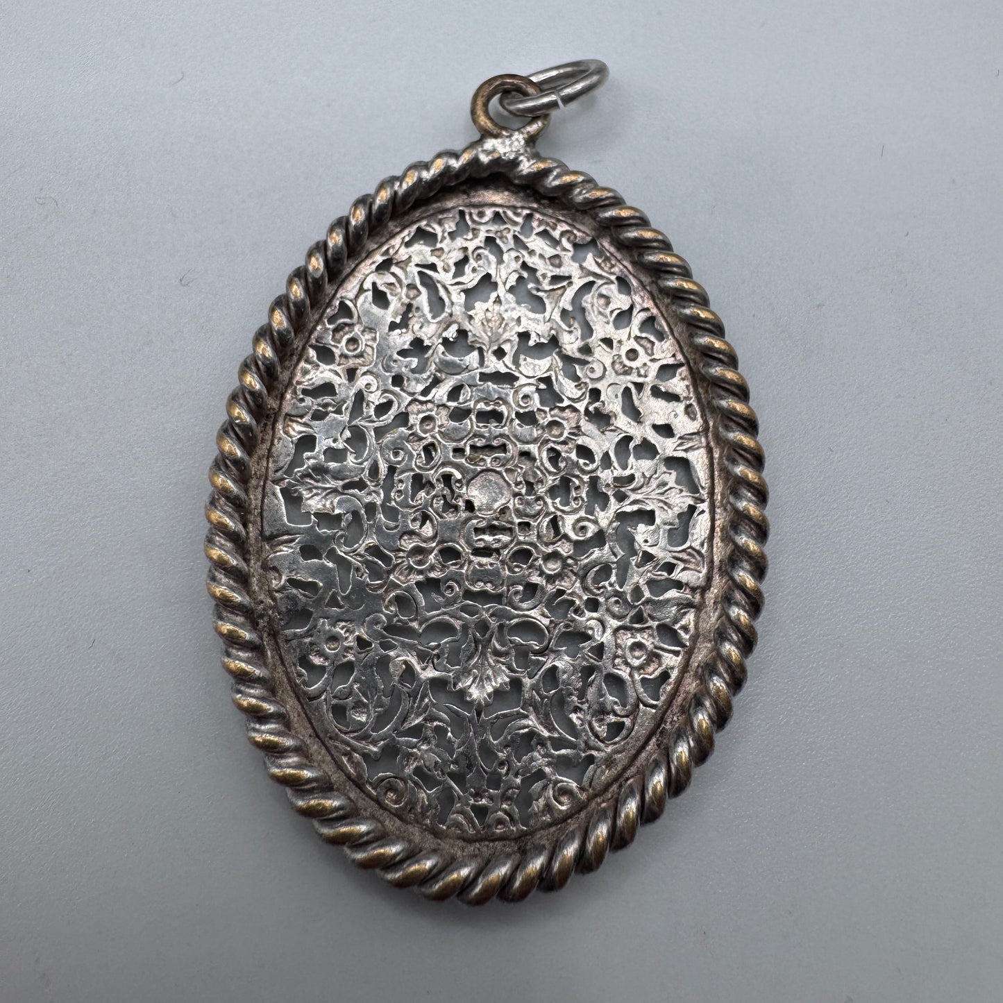 Pendentif ancien « souvenir de Bretagne » - Métal argenté
