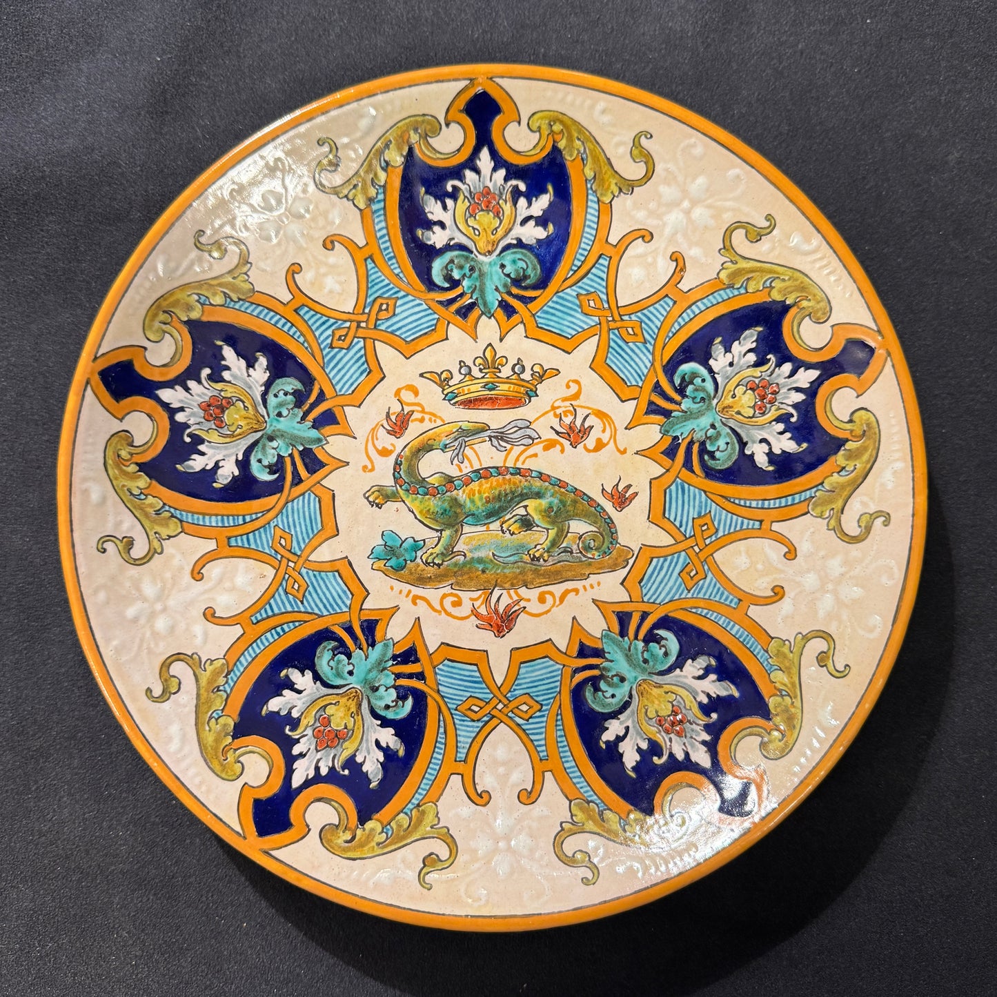 Assiette ancienne Ulysse Blois & E. Balon -« Salamandre François 1er »