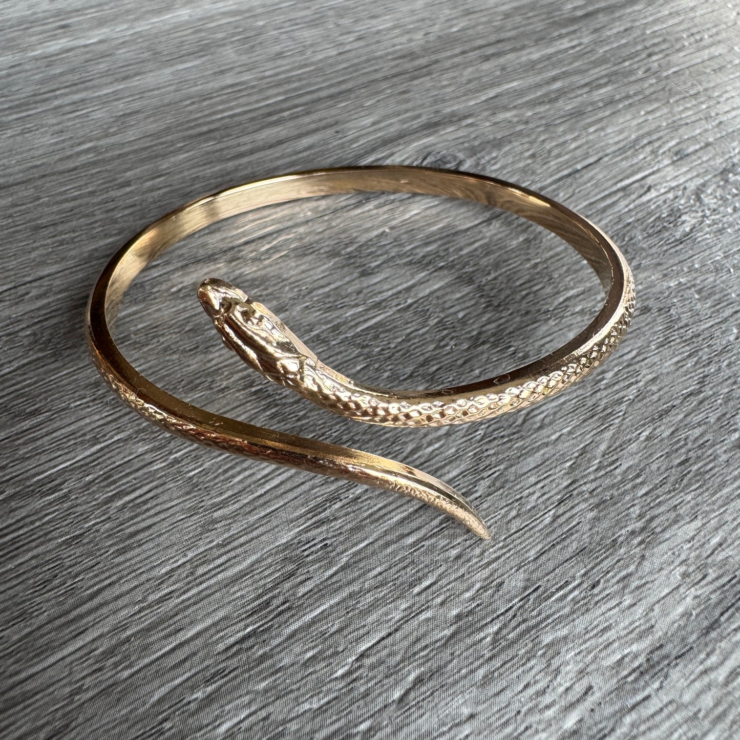 Bracelet « serpent » en plaqué or