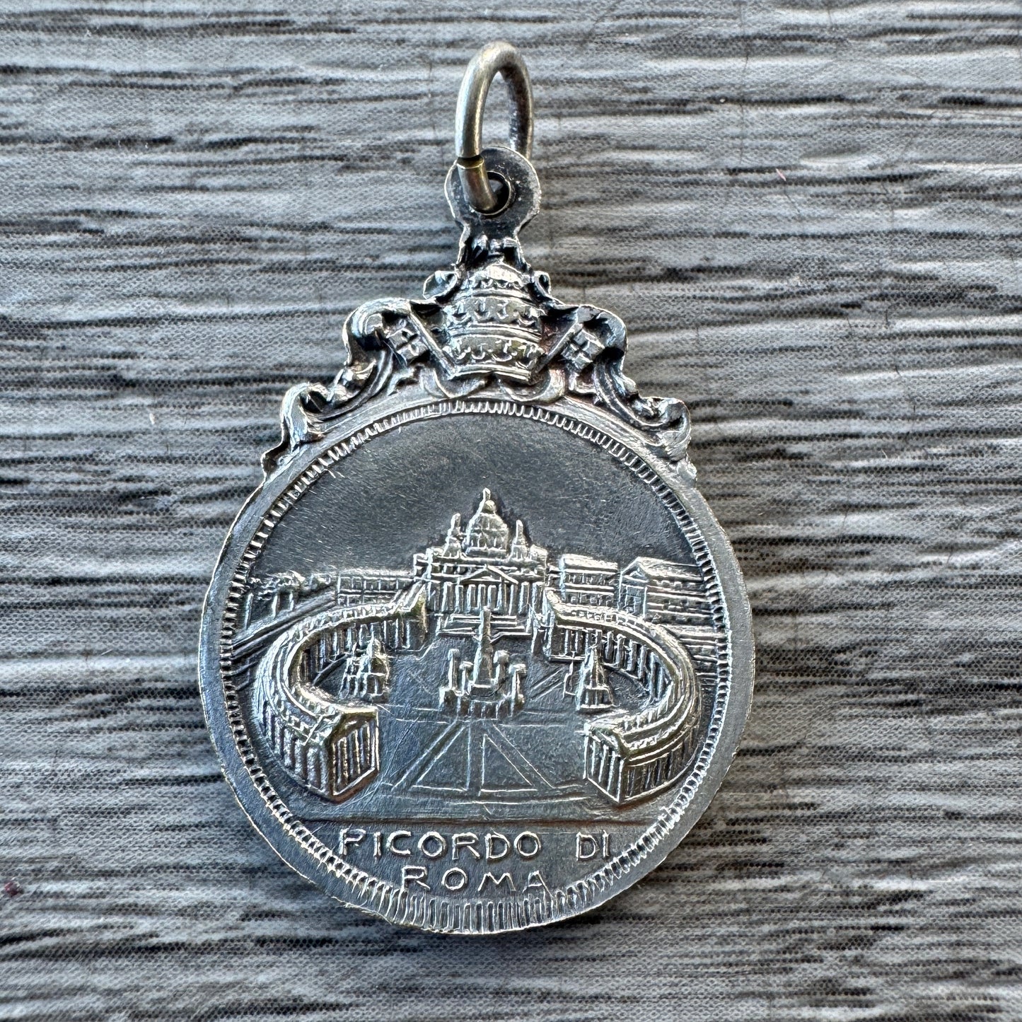 Médaille religieuse ancienne « Pape Pie XI »