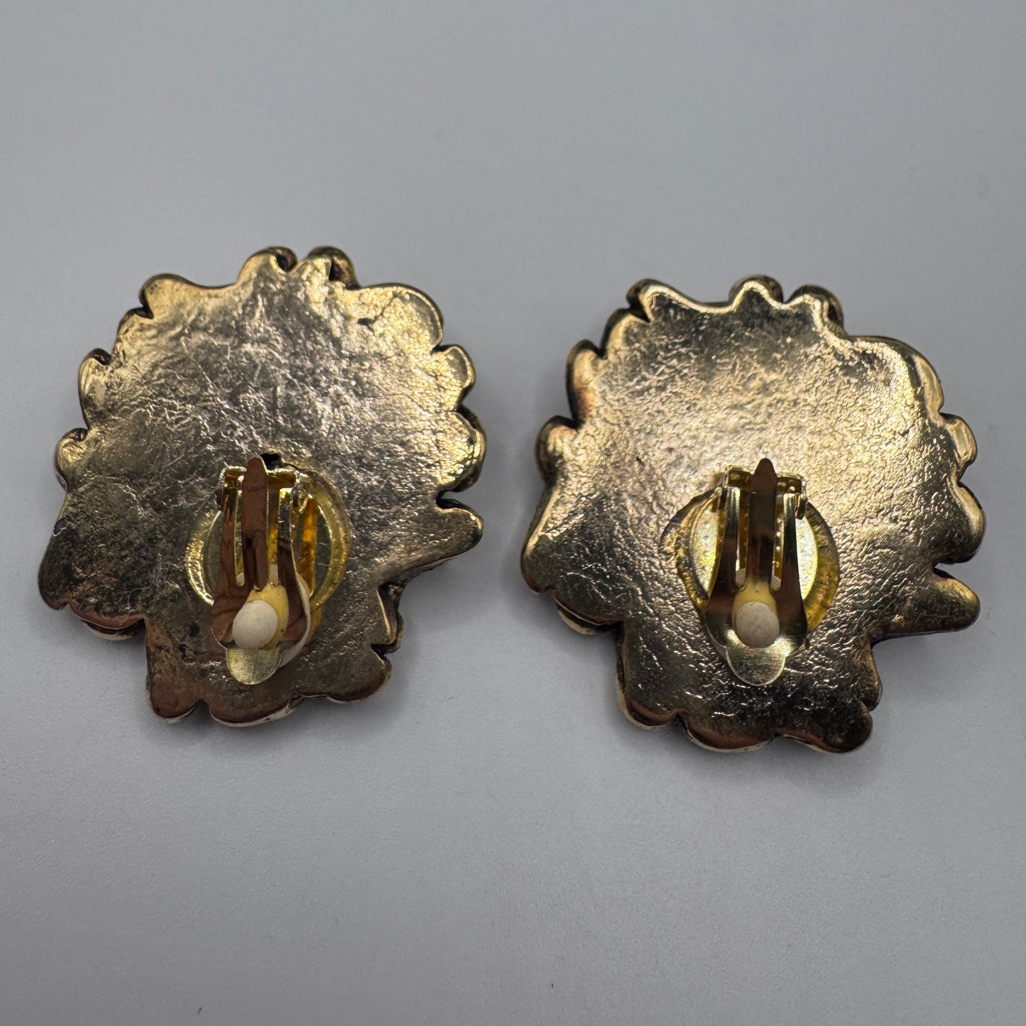Jolis grands Clips vintage - plastique métallisé bronze