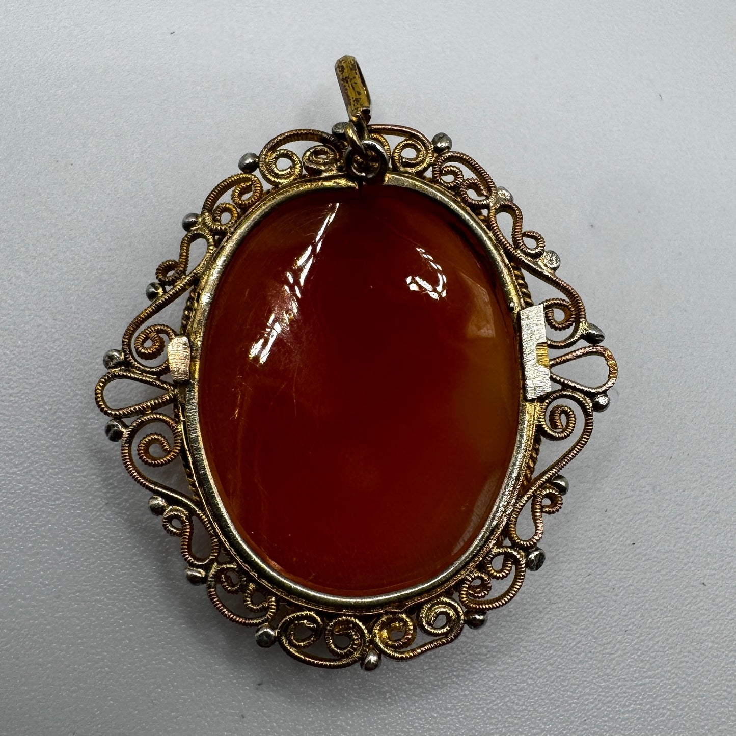 Pendentif ancien camée - monture doré