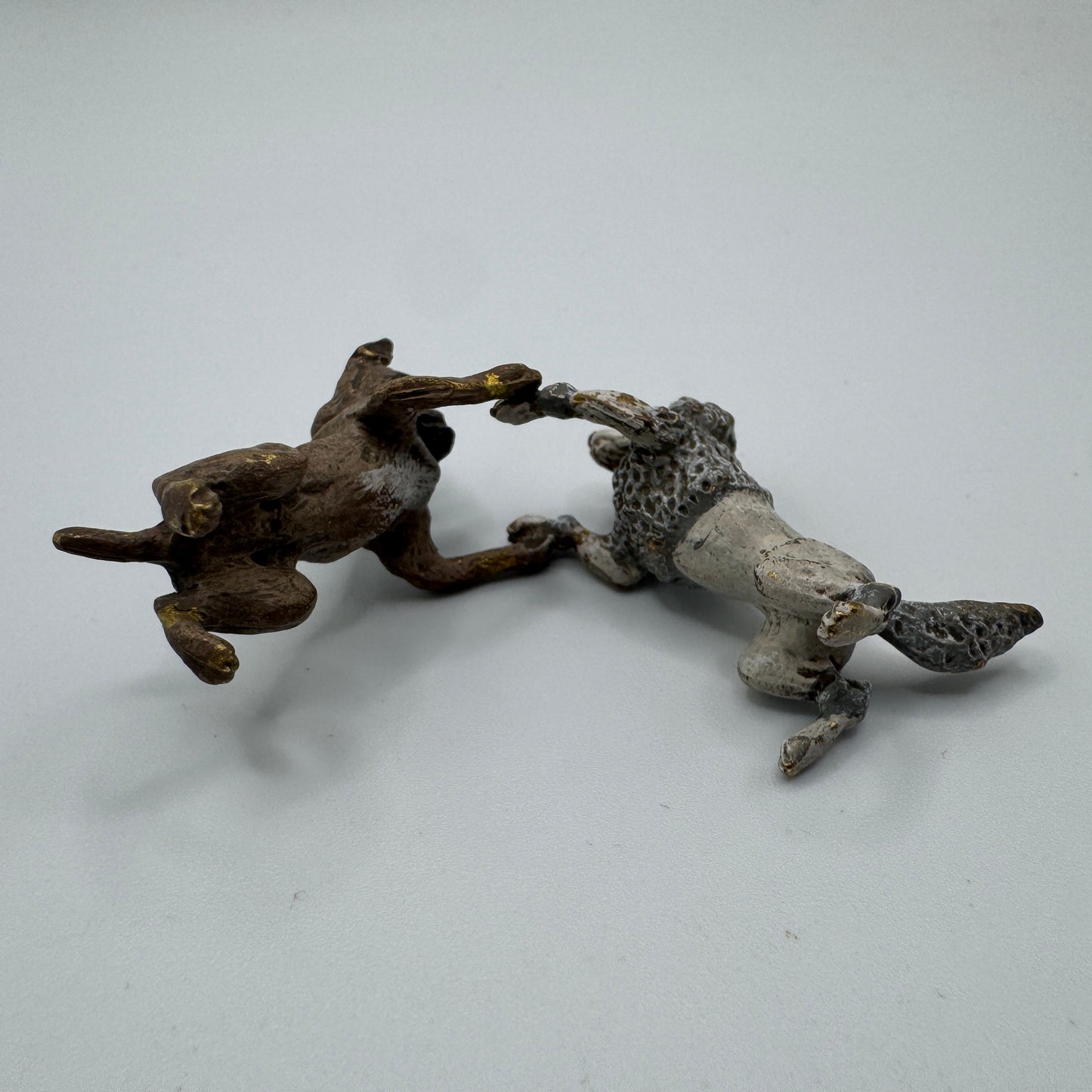Superbe Bronze de Vienne polychrome ancien - « danse de chien »