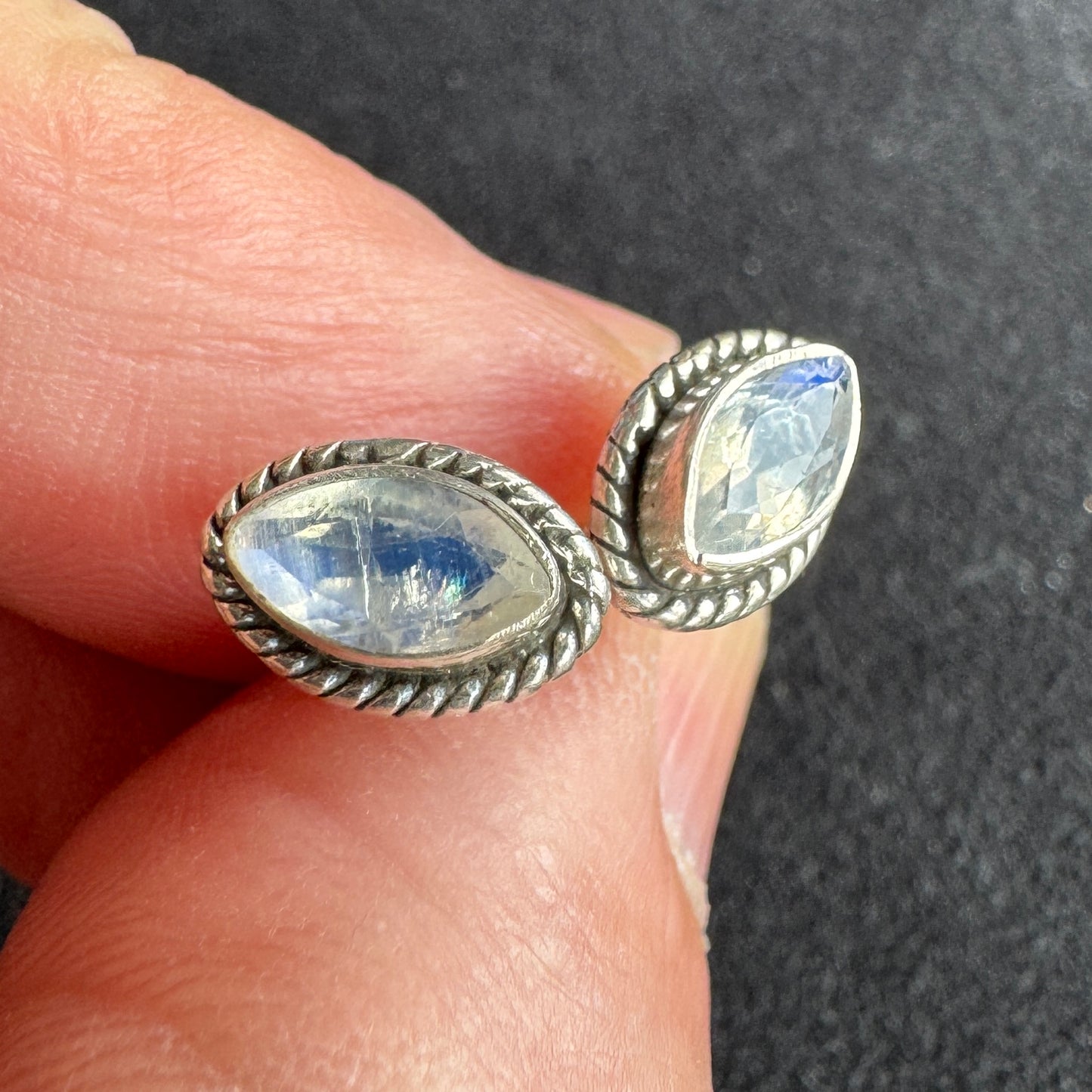 Boucles d’oreilles en argent 925 et pierre de Lune
