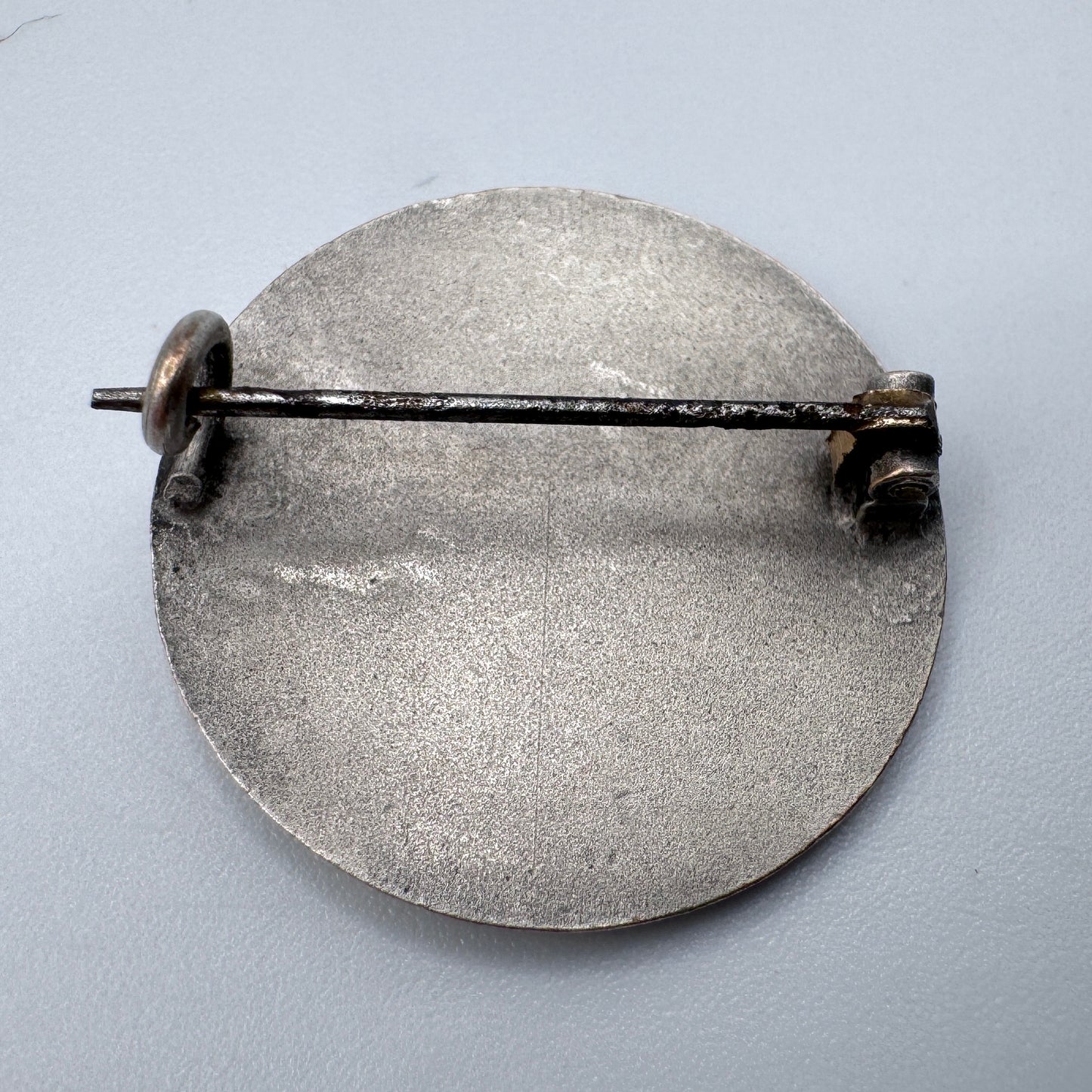 Broche Ancienne « Jeanne d’arc » - Métal Argenté