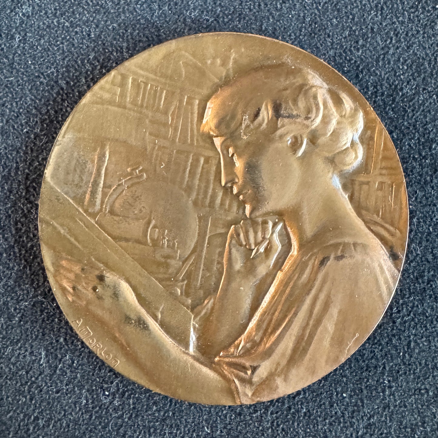 Médaille ancienne « L’éducation » par Morlon