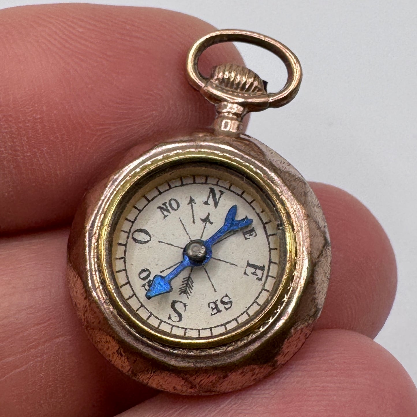 Boussole miniature ancienne plaqué or - format gousset