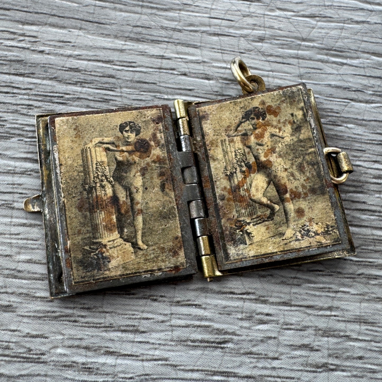 Album photos miniature erotique époque 1900 - « femmes nues »