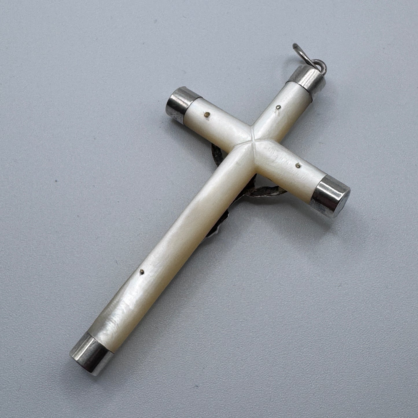 Superbe grande Croix crucifix ancien - argent et nacre