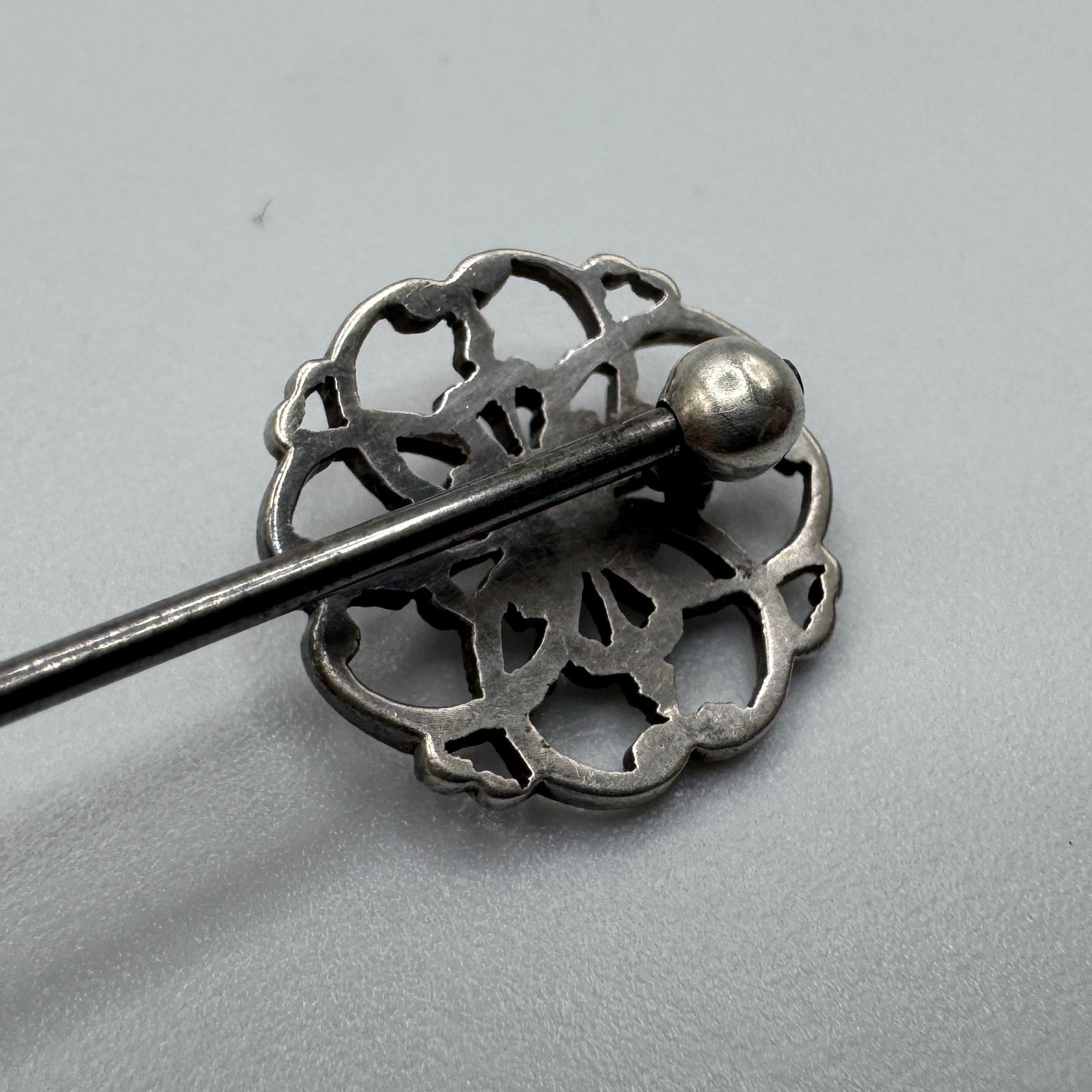 Épingle à cravate ancienne vers 1900 - argent massif et acier