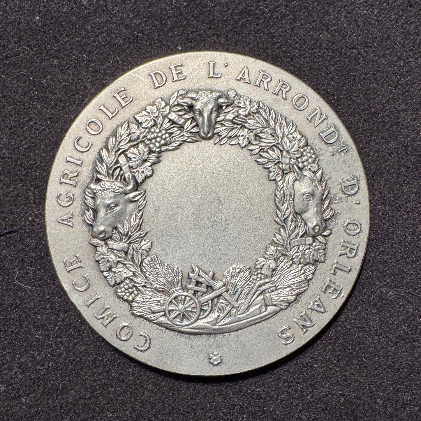 Médaille ancienne « Comice agricole d’Orleans - La fermière »
