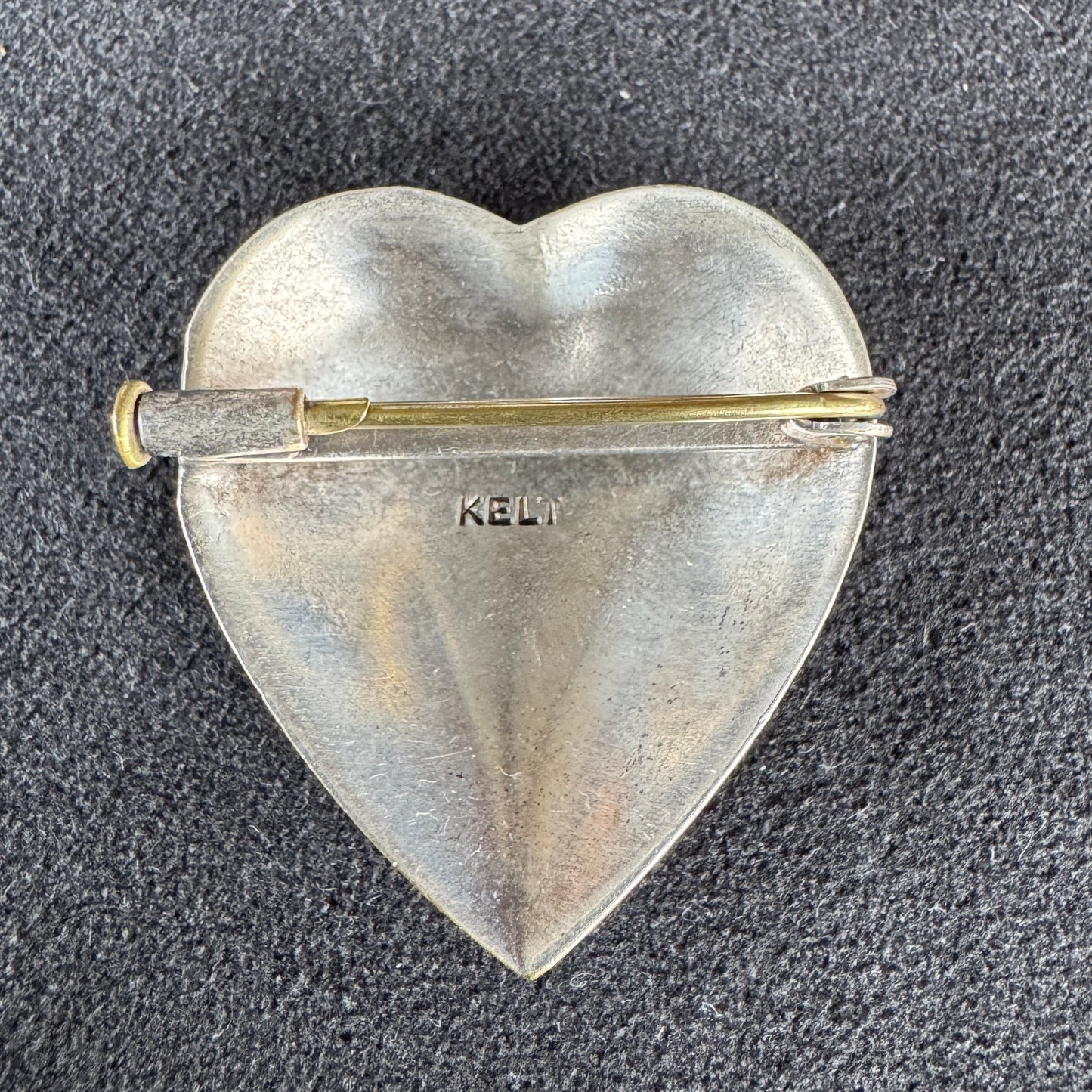 Broche bretonne ancienne KELT en métal argenté - « cœur fleuri »