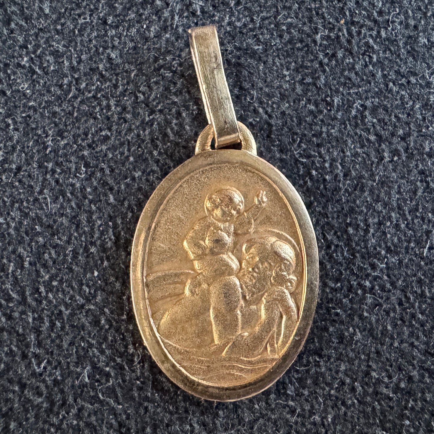 Médaille religieuse ancienne en plaqué or « Saint Christophe »