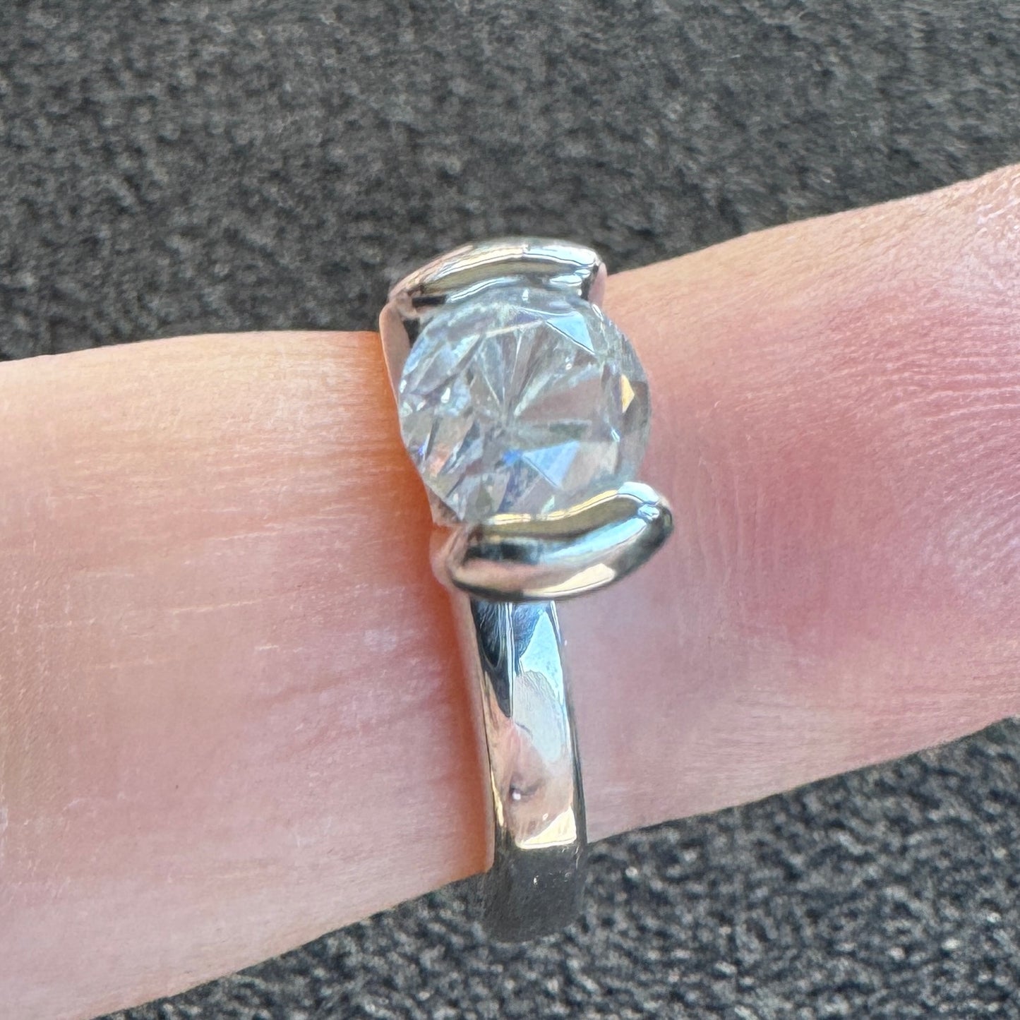 Bague en argent et brillant