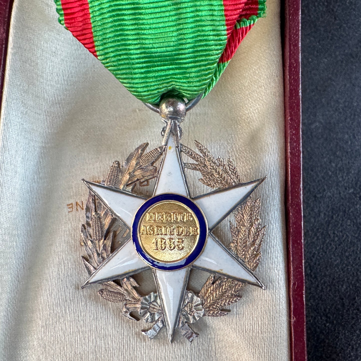 Médaille décoration civile en argent - « croix ordre du mérite agricole »