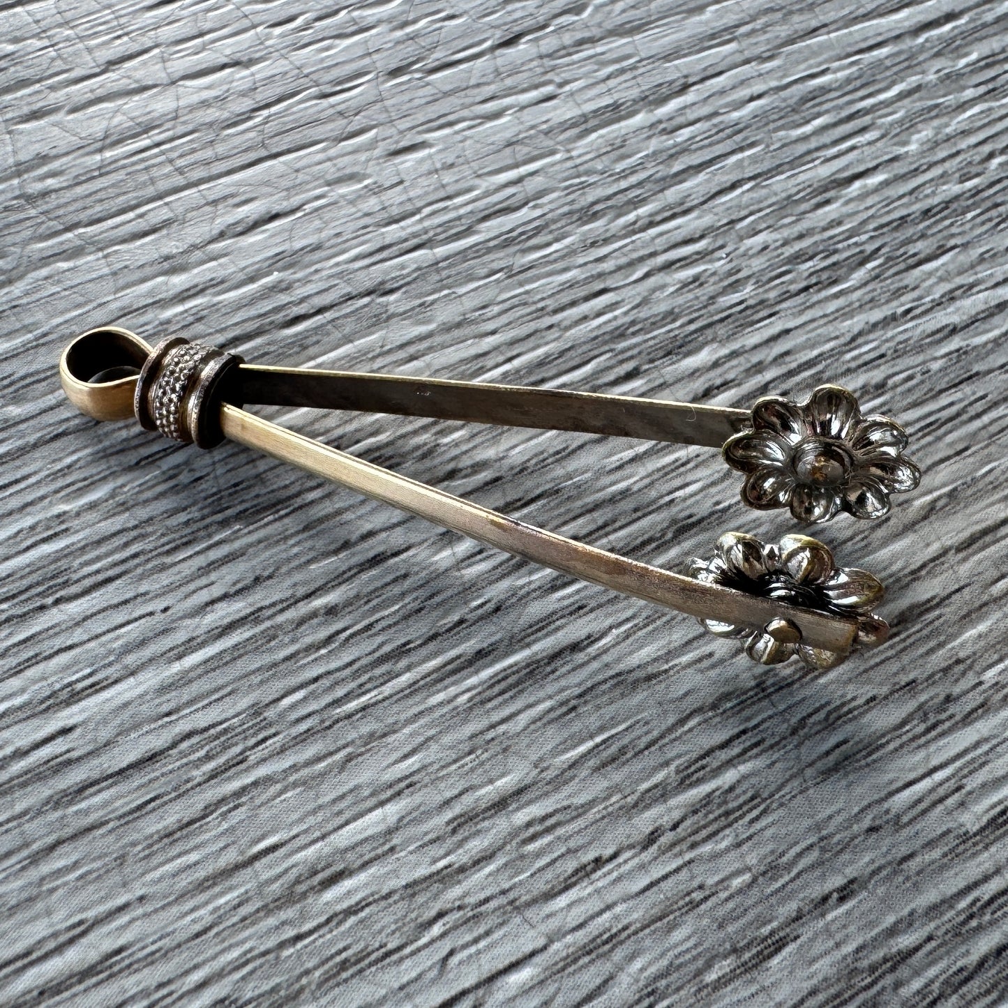 Ancien relève jupe XIXe « saute ruisseau »