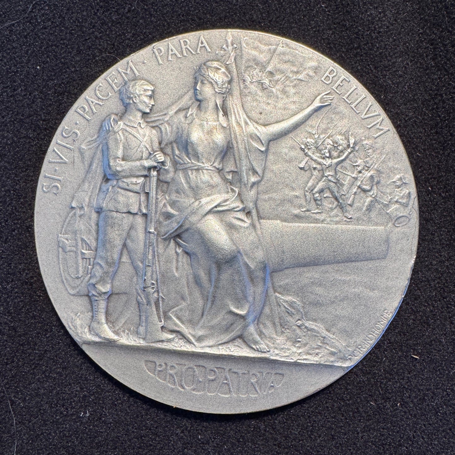 Médaille ancienne en Argent « PROPATRIA - Ministère de la Guerre » par Grandhomme