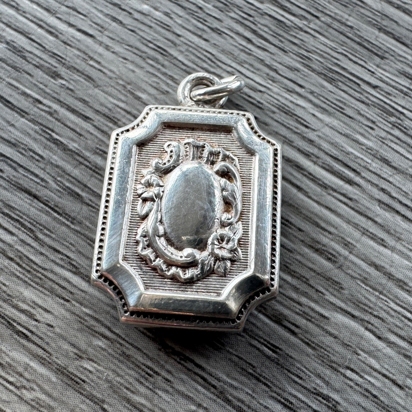 Pendentif ancien en Argent XIXeme