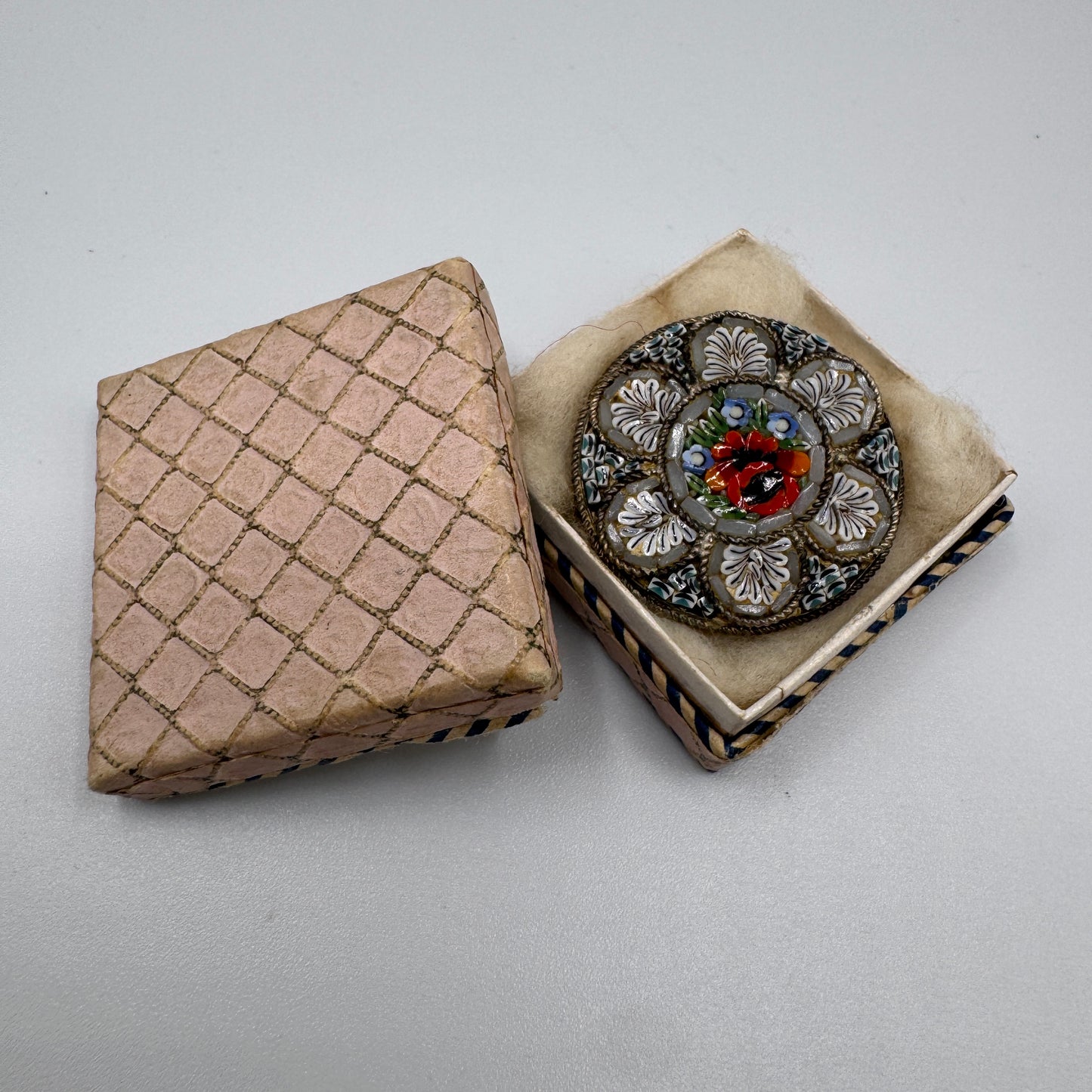 Broche ancienne - micro mosaïques