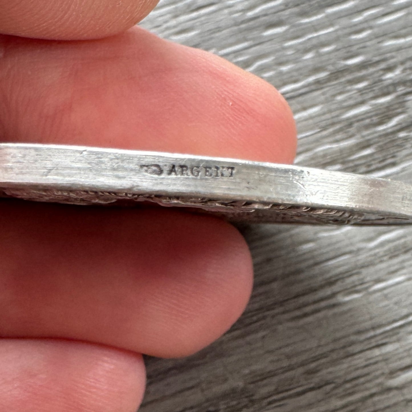 Médaille ancienne en argent « Comice agricole St Amand - La fermière »