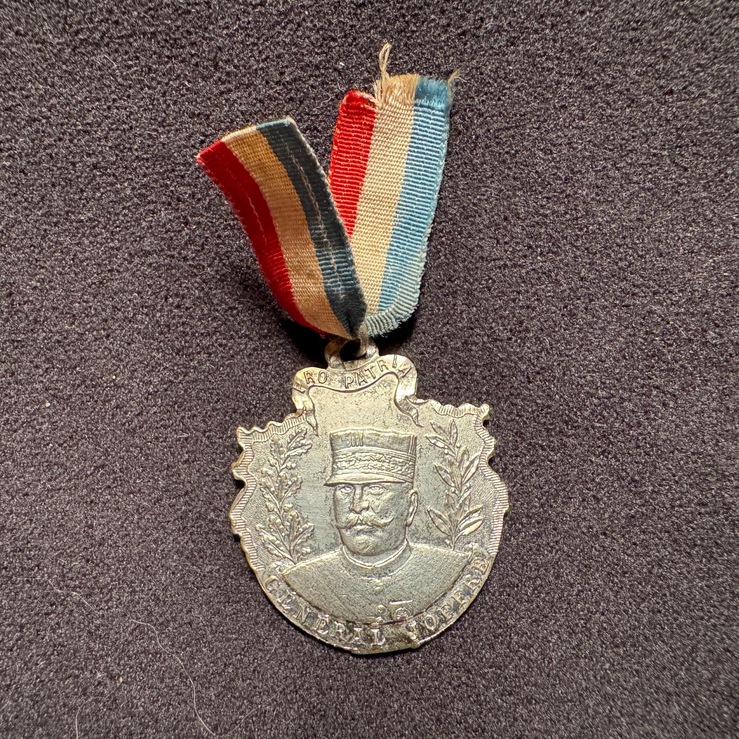 Médaille patriotique militaire 1914-1915 « général Joffre - canon de 75 »