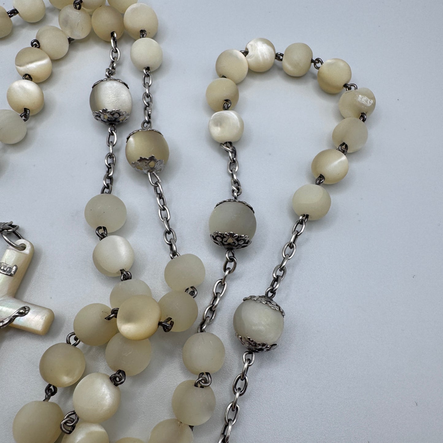Chapelet ancien en argent et nacre