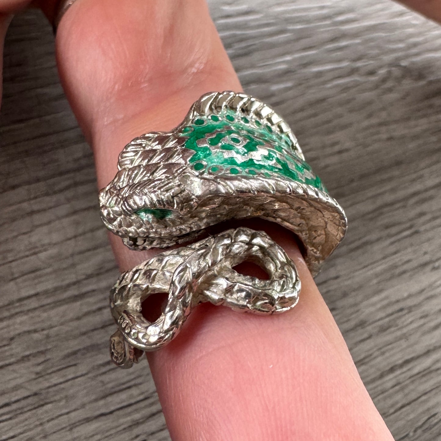 BagueSerpent Vintage en Argent et émail Vert - Pièce Unique