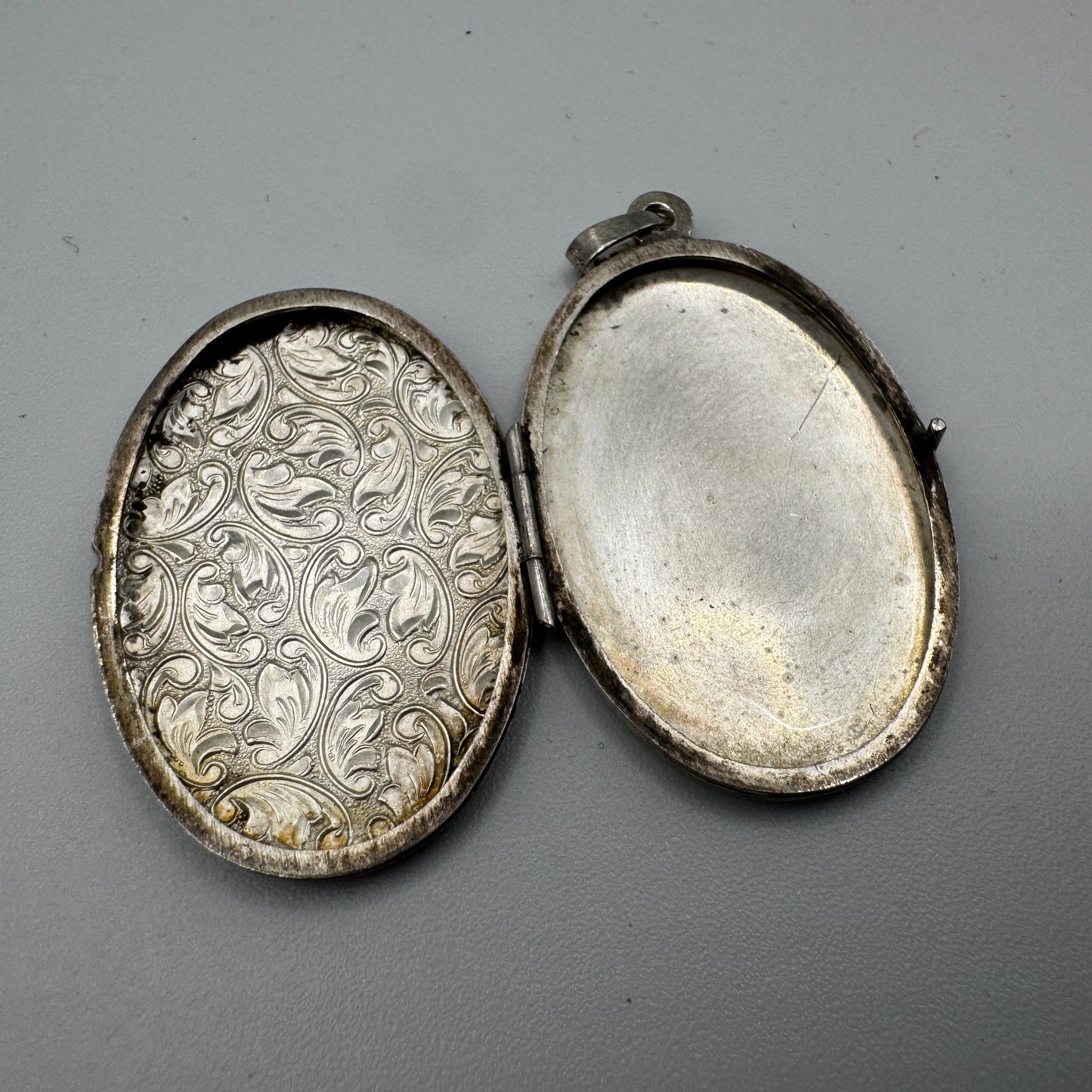 Pendentif vintage - porte photo ou relique - argent massif