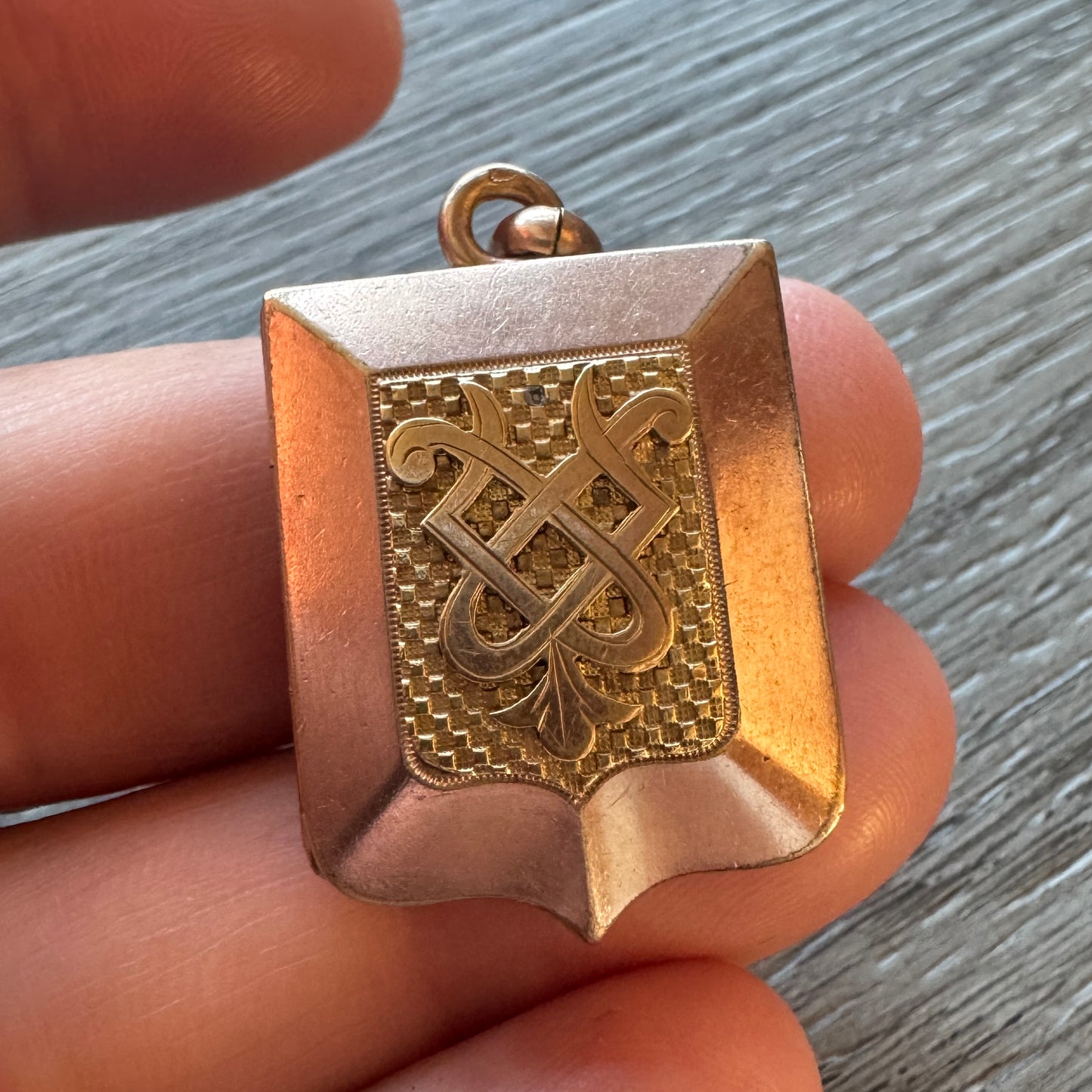 Pendentif ancien porte photo ou relique - plaqué or