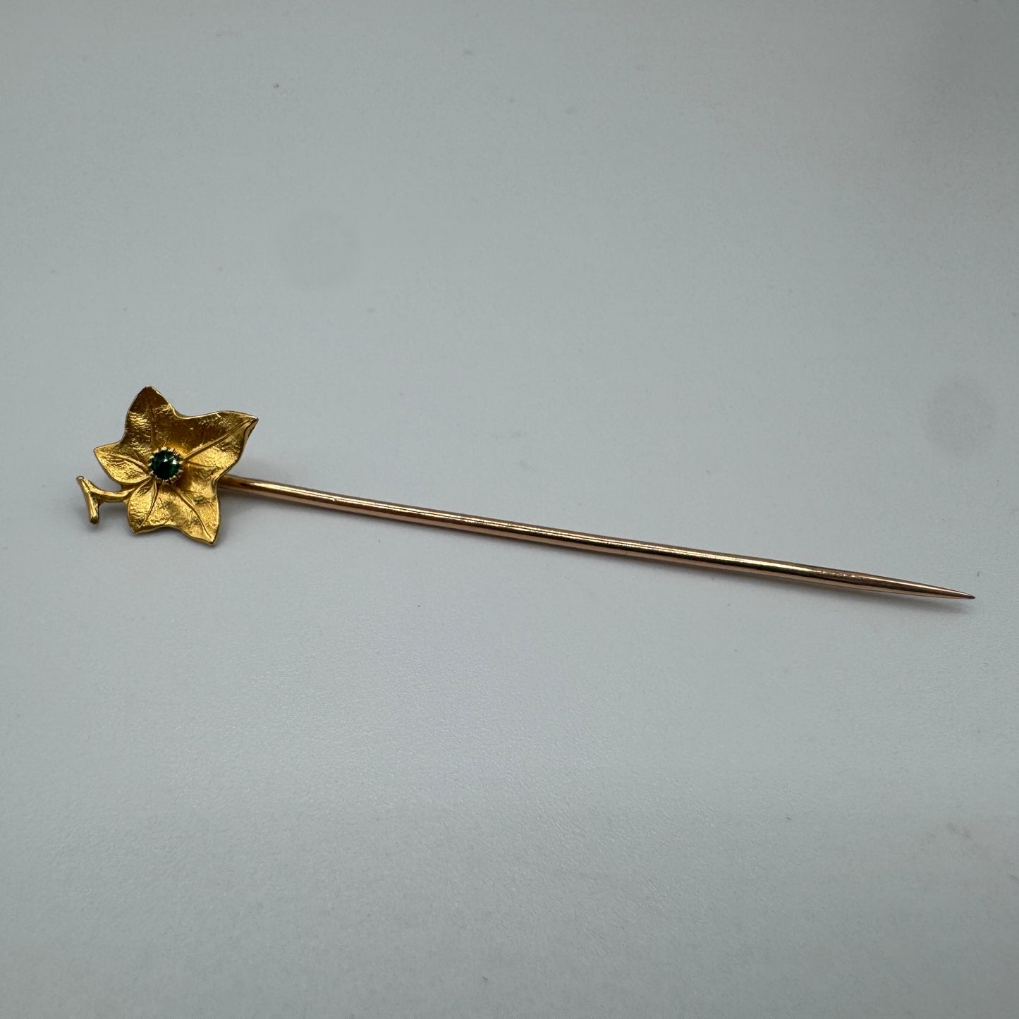 Épingle à cravate ancienne « feuille de Vigne » - plaqué or FIX