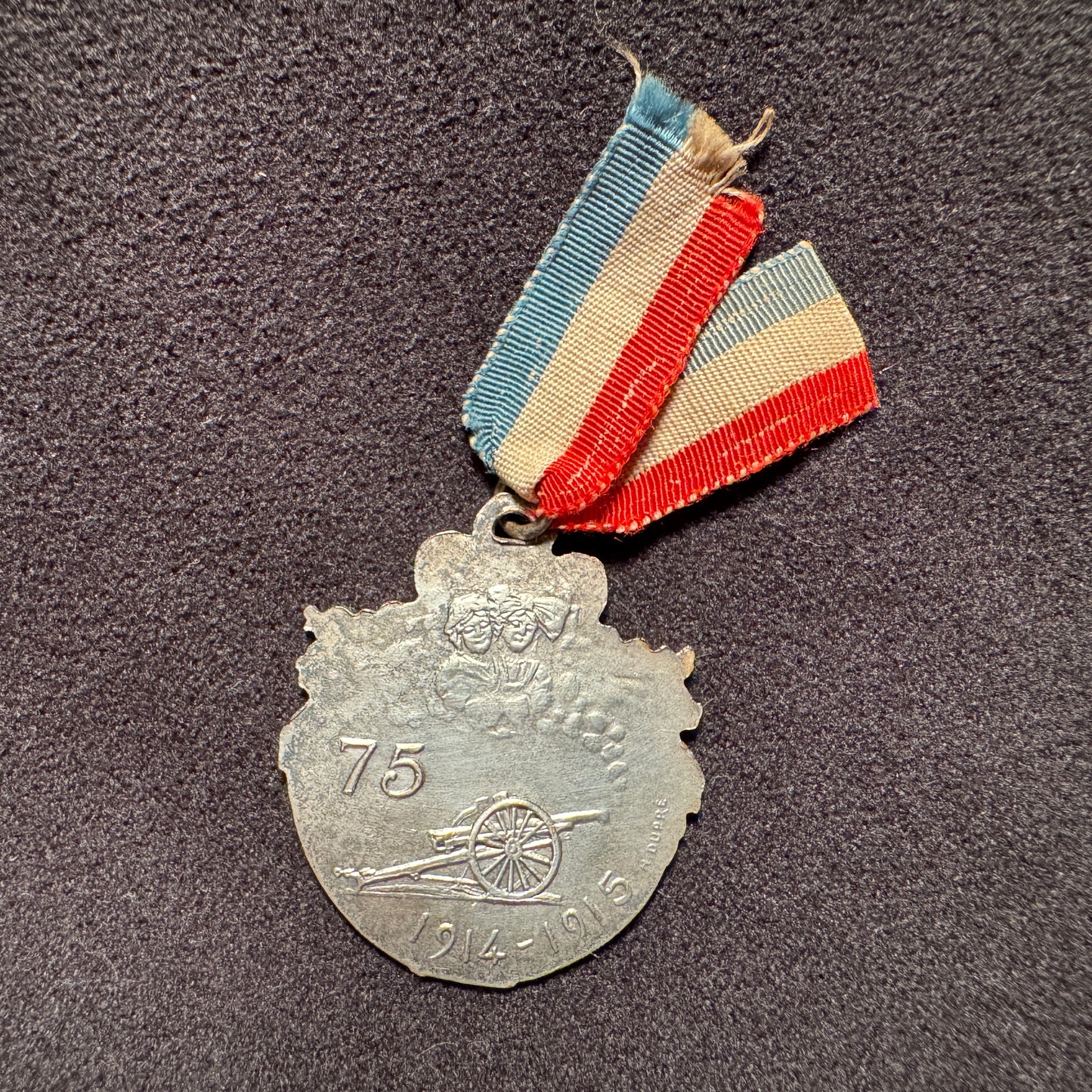 Médaille patriotique militaire 1914-1915 « général Joffre - canon de 75 »