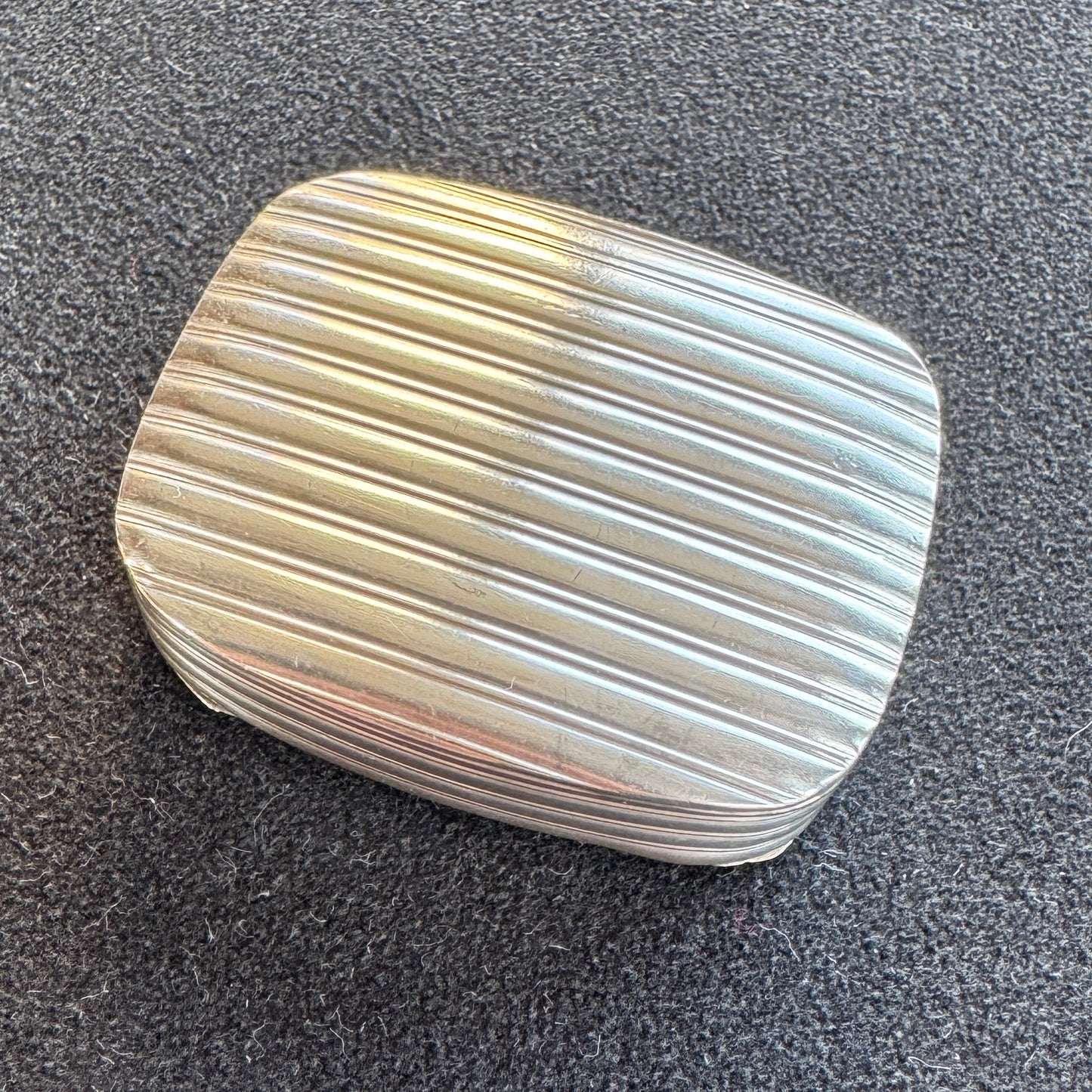 petite boîte ancienne pilulier en argent