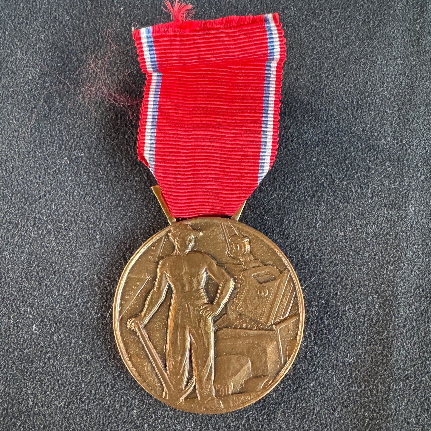 Médaille décoration civile en bronze - « syndicat des entrepreneurs de travaux publics »