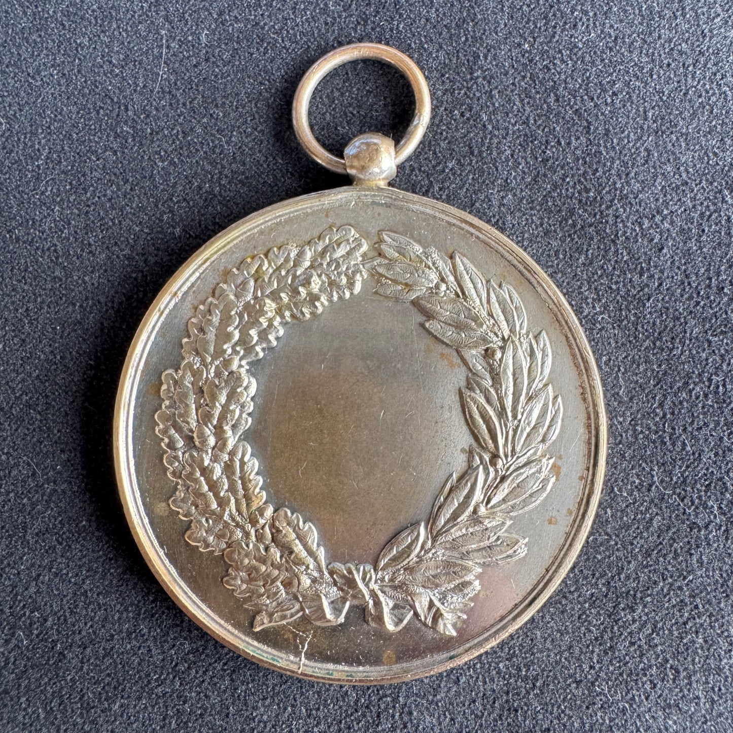 Médaille ancienne en bronze argenté - « PATRIA - soldats »