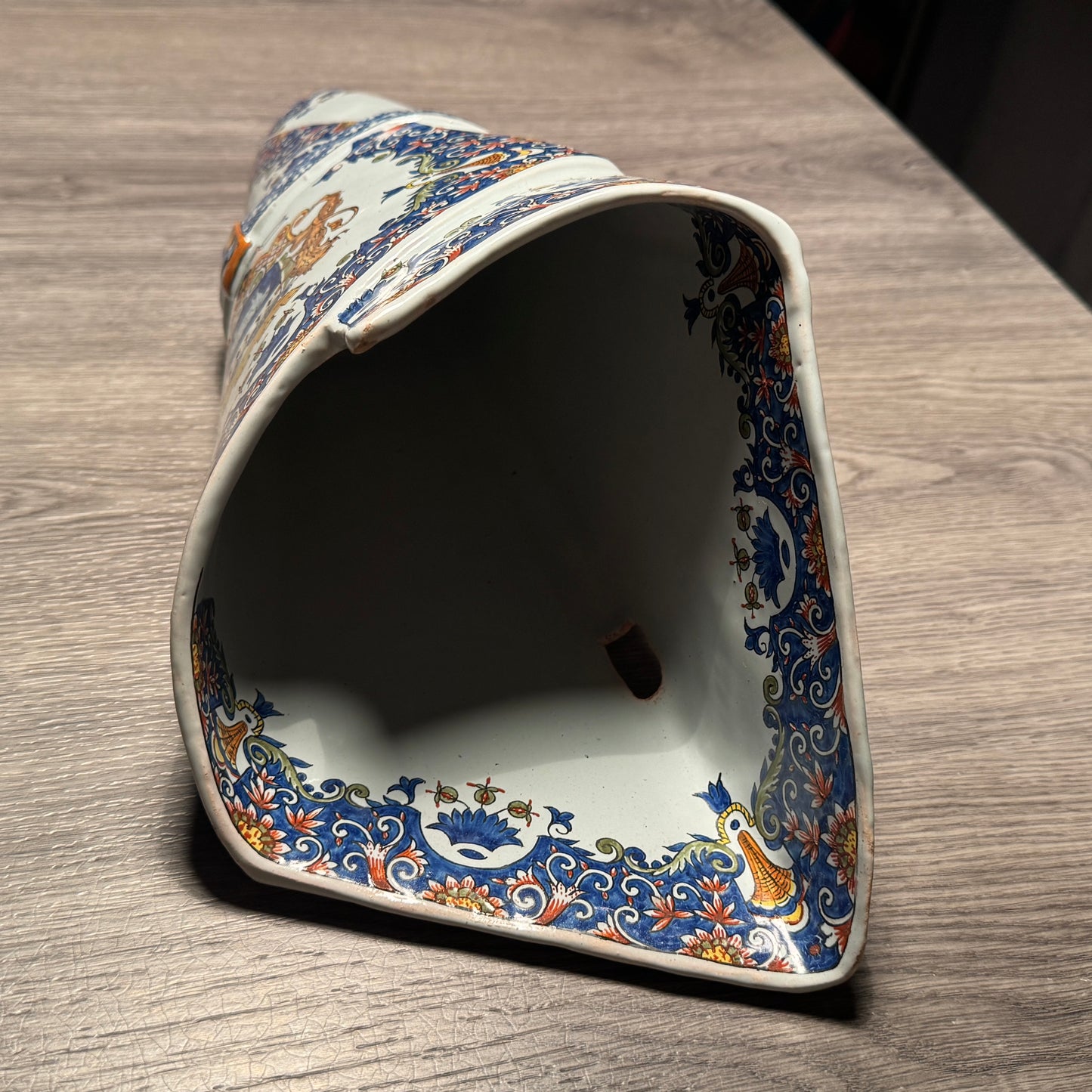 Bouquetière ancienne grand format PORQUIER BEAU - « Décor aux armes de Quimper »