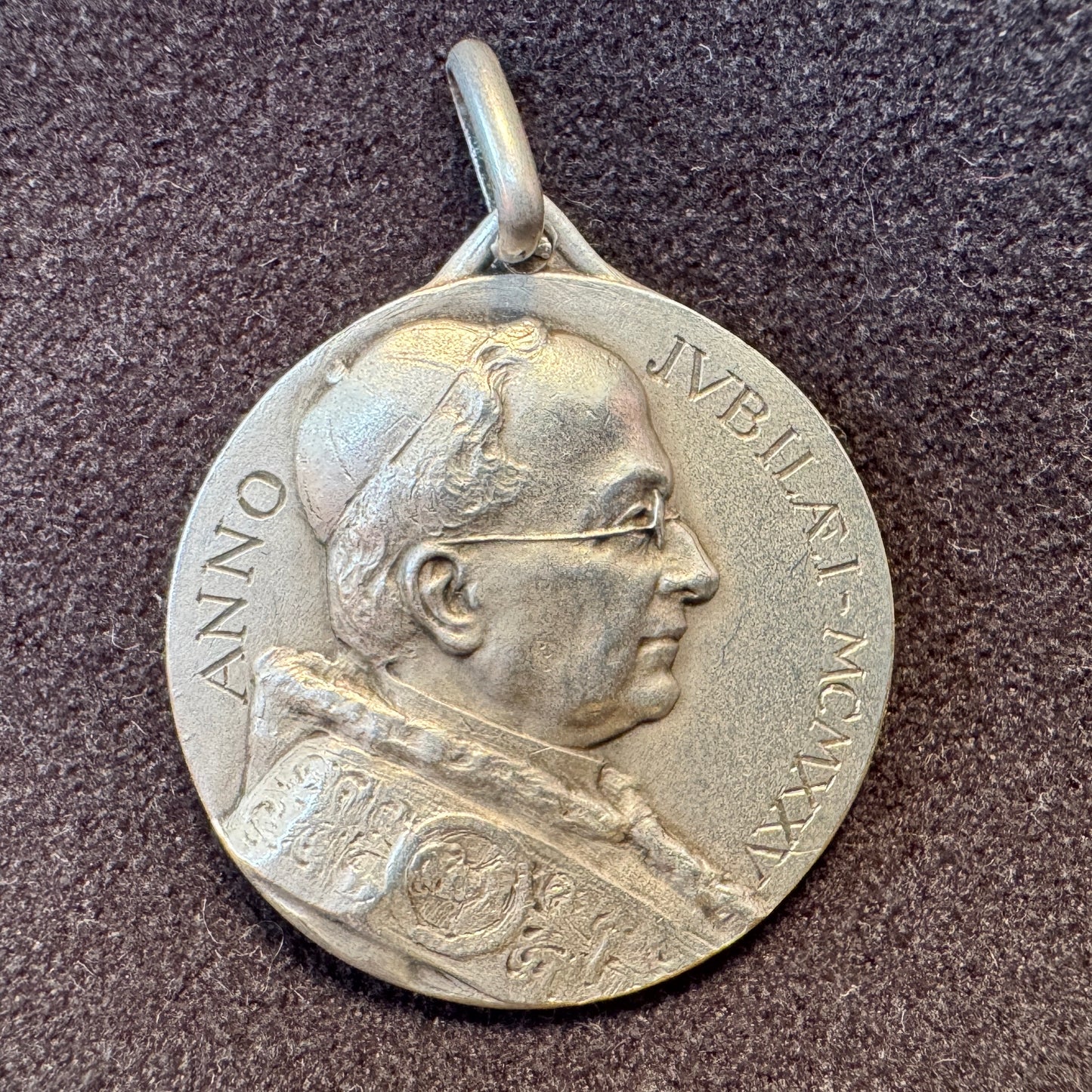 Médaille religieuse Ancienne « Le bon Berger à l’Agneau »
